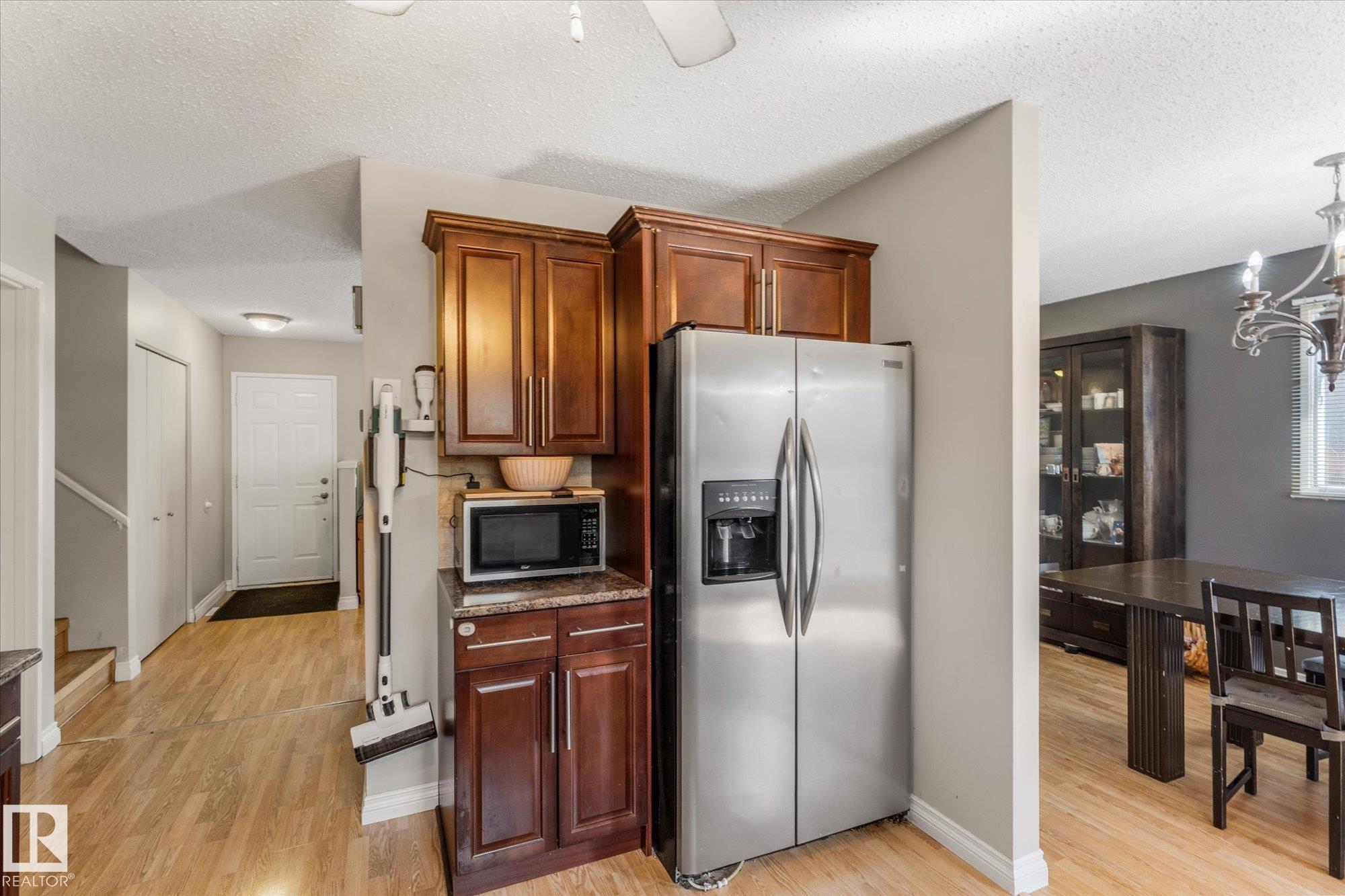 https://zimg.paragon.ice.com/ParagonImages/Property/PM/RAE/225401204/11/0/0/5fbe58af5e7e756f62f4f935d2ba9ea4/1/b906492a4c0c2ae491b56cba4cdbf671/225401204-a0717cc3-4f76-41f0-b9e2-572c3a7b2d14.JPG