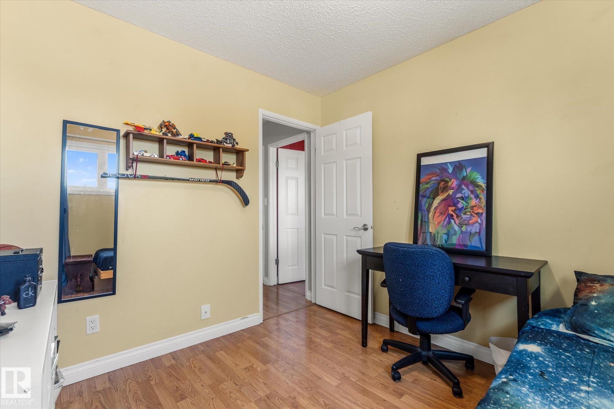 https://zimg.paragon.ice.com/ParagonImages/Property/PM/RAE/225401204/21/0/0/09b7d80f8b64b795963df0d58a8cfef6/1/b906492a4c0c2ae491b56cba4cdbf671/225401204-945a32aa-9cb4-48c9-a315-8f717e15abd7.JPG