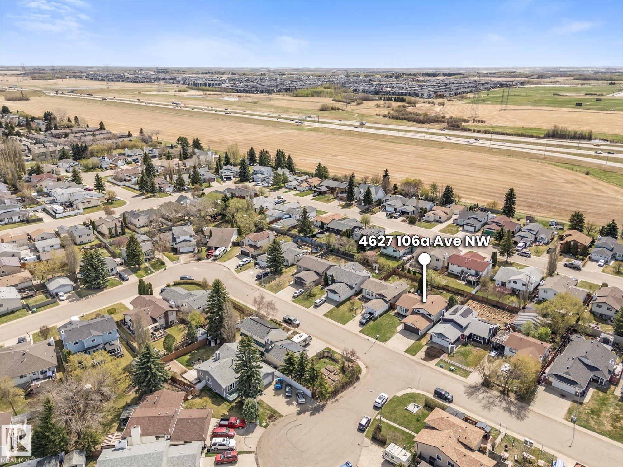 https://zimg.paragon.ice.com/ParagonImages/Property/PM/RAE/225401204/45/0/0/f120fd06adcc908867855c47d53cc3f3/1/b906492a4c0c2ae491b56cba4cdbf671/225401204-ec74aa35-9dee-4728-a867-ddd39c90f109.JPG