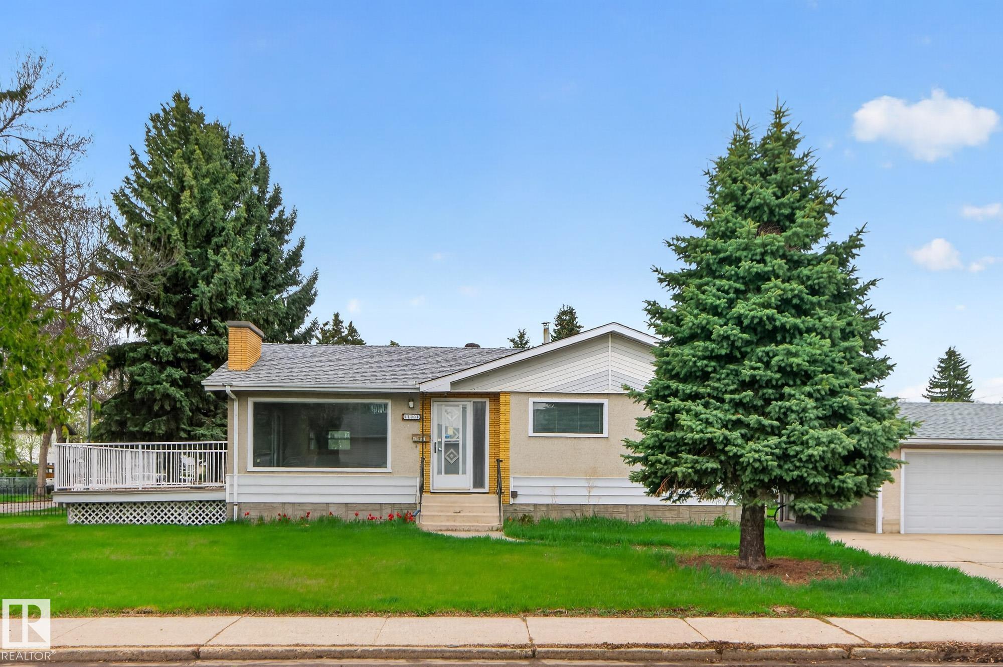 11901 42 Street NW, Beacon Heights, Edmonton