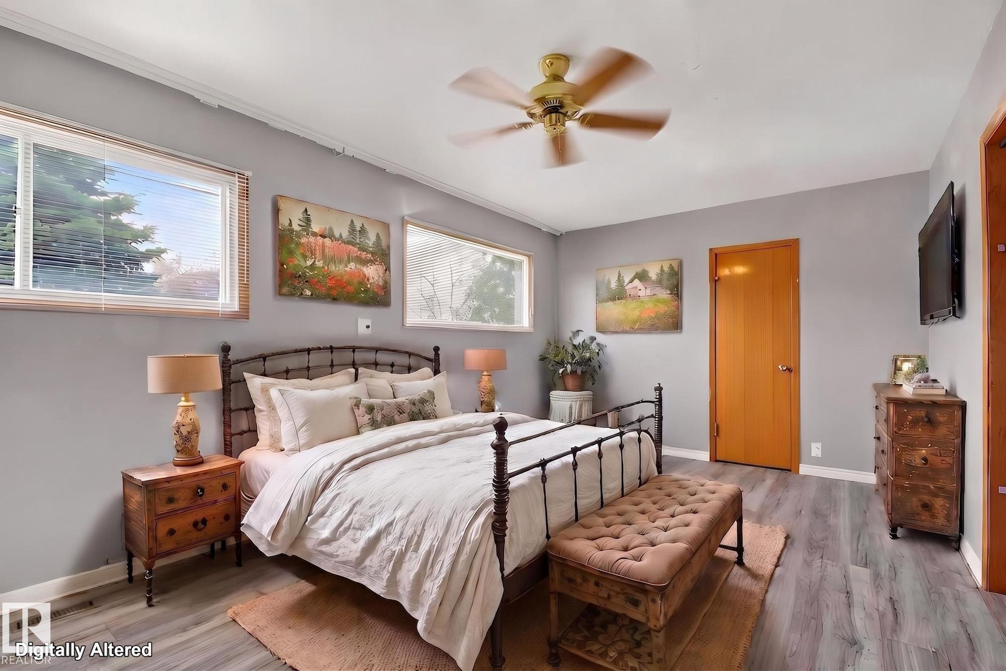 Photo 16 at 11901 42 Street NW, Beacon Heights, Edmonton