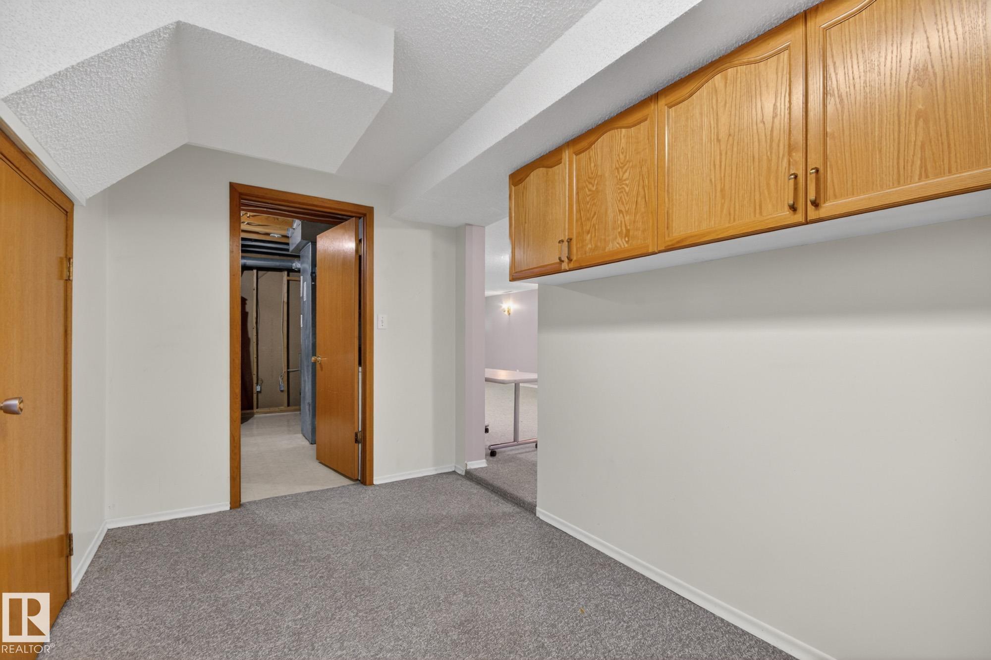 Photo 20 at 11901 42 Street NW, Beacon Heights, Edmonton