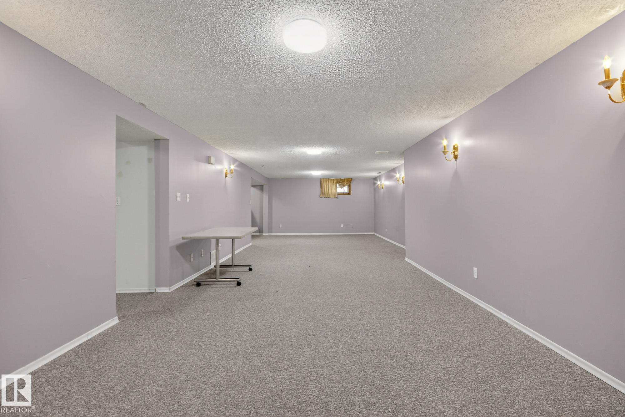 Photo 21 at 11901 42 Street NW, Beacon Heights, Edmonton