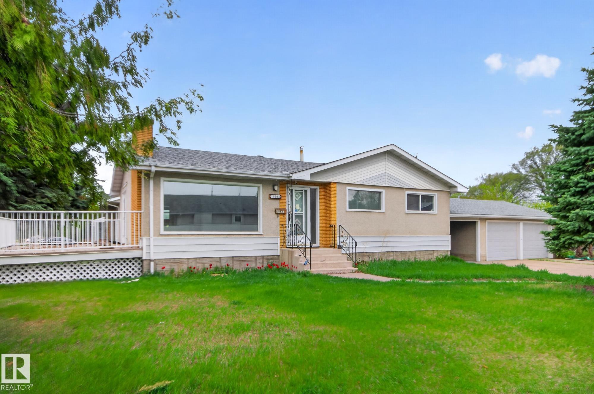 11901 42 Street NW, Beacon Heights, Edmonton