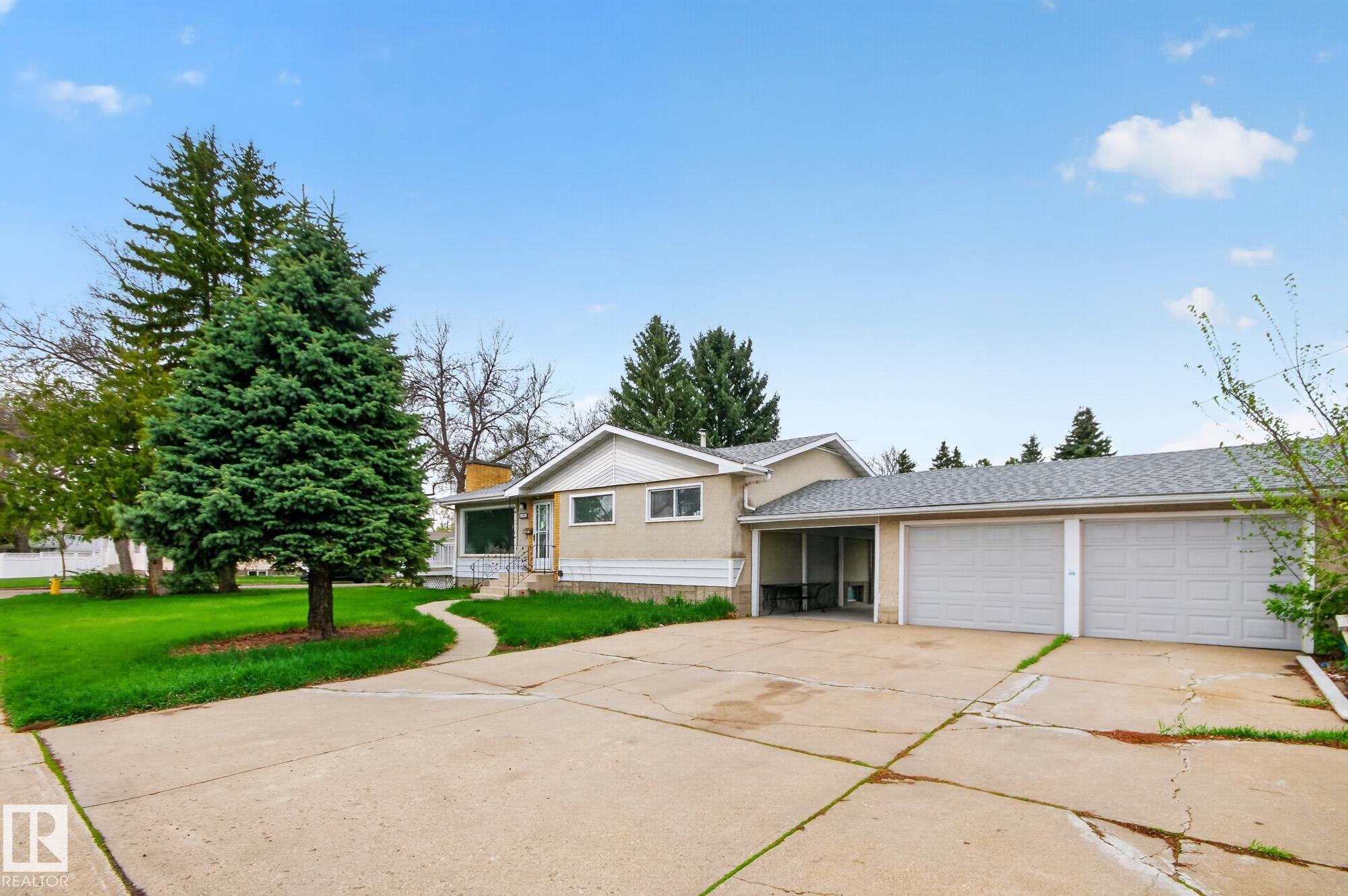 11901 42 Street NW, Beacon Heights, Edmonton