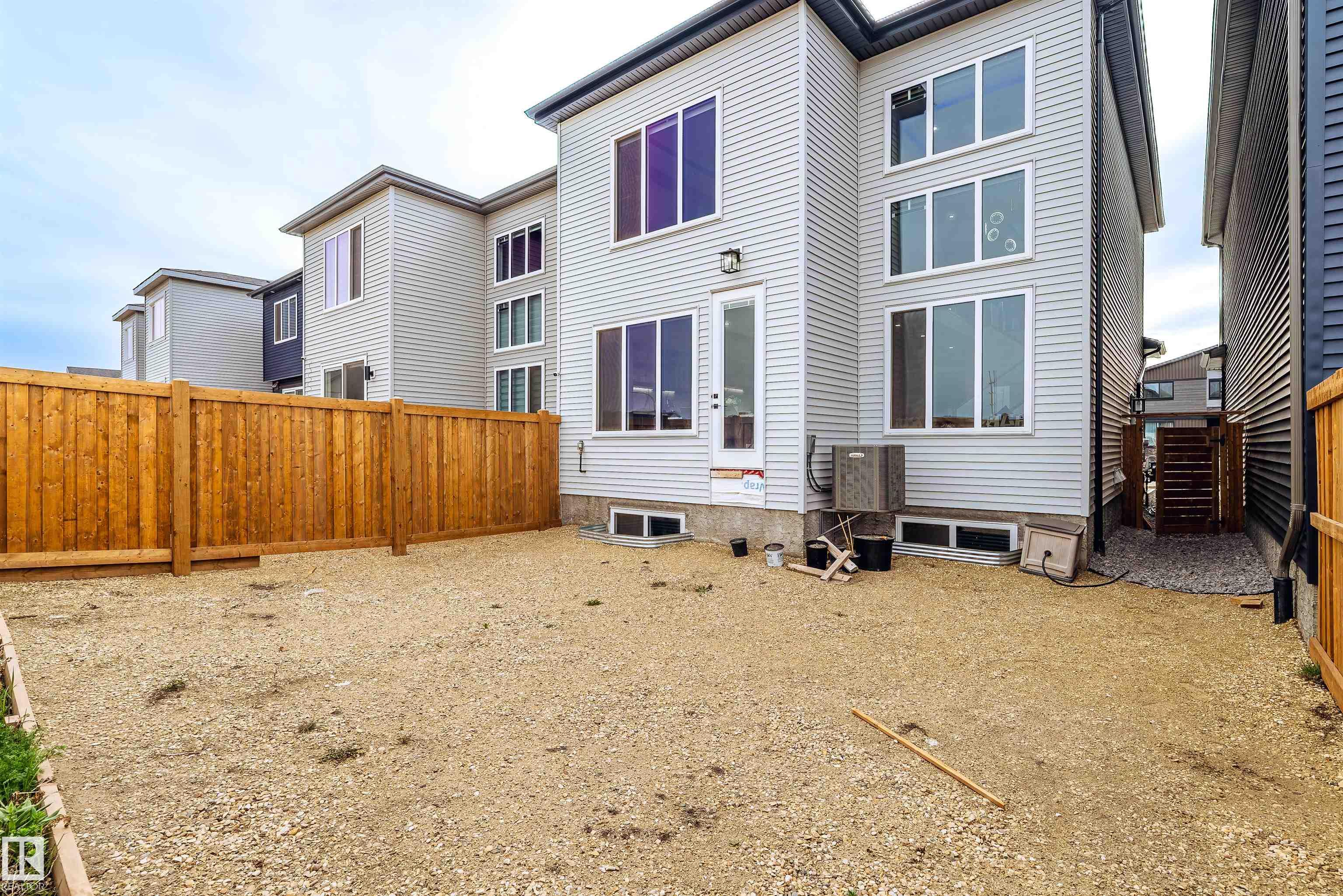 https://zimg.paragon.ice.com/ParagonImages/Property/PM/RAE/225401210/39/0/0/6a972718ecd856f63b0acd4e9b2756da/1/7a2daad6123462f7fa9c80b3d464b7f7/225401210-f36cdea4-d3bb-4fb5-a904-1d32656a59ed.JPG