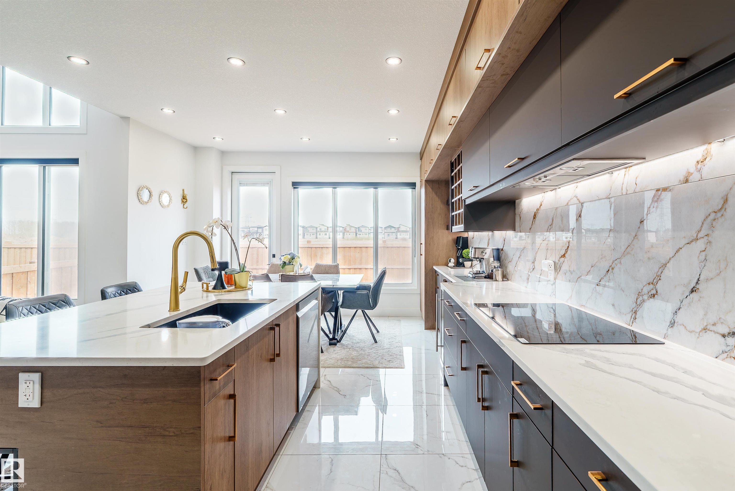 https://zimg.paragon.ice.com/ParagonImages/Property/PM/RAE/225401210/8/0/0/0177c6b464859ba753d4c1b42102207e/1/7a2daad6123462f7fa9c80b3d464b7f7/225401210-85fe7882-5671-415b-87aa-e8c381e28a5a.JPG