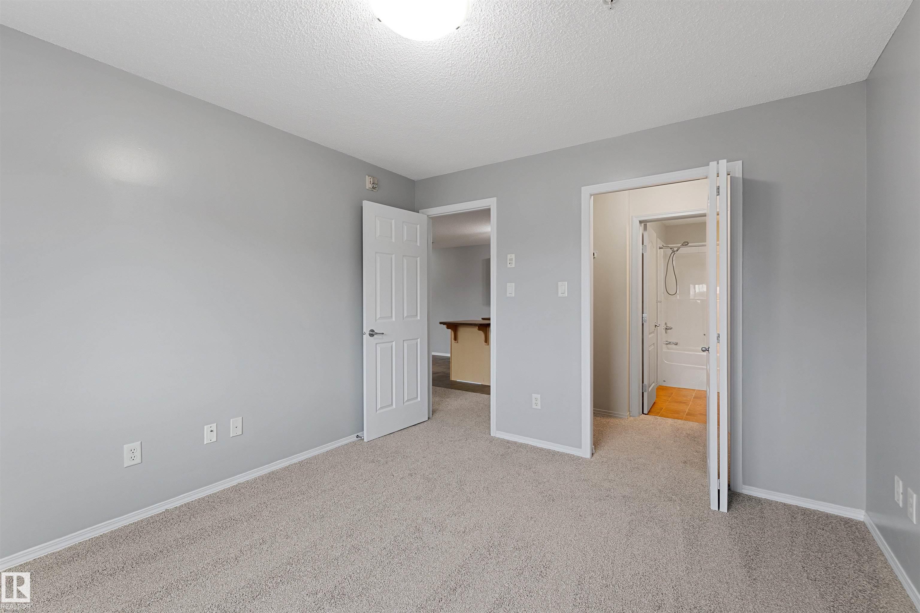 https://zimg.paragon.ice.com/ParagonImages/Property/PM/RAE/225401212/26/0/0/9b436fde1721821df014aab3e2c1e83b/1/6fcba367e7abec6b7965a0dd4f3ea79b/225401212-ed0eb57e-d1c2-446b-a0c0-5c0a49326d7d.JPG