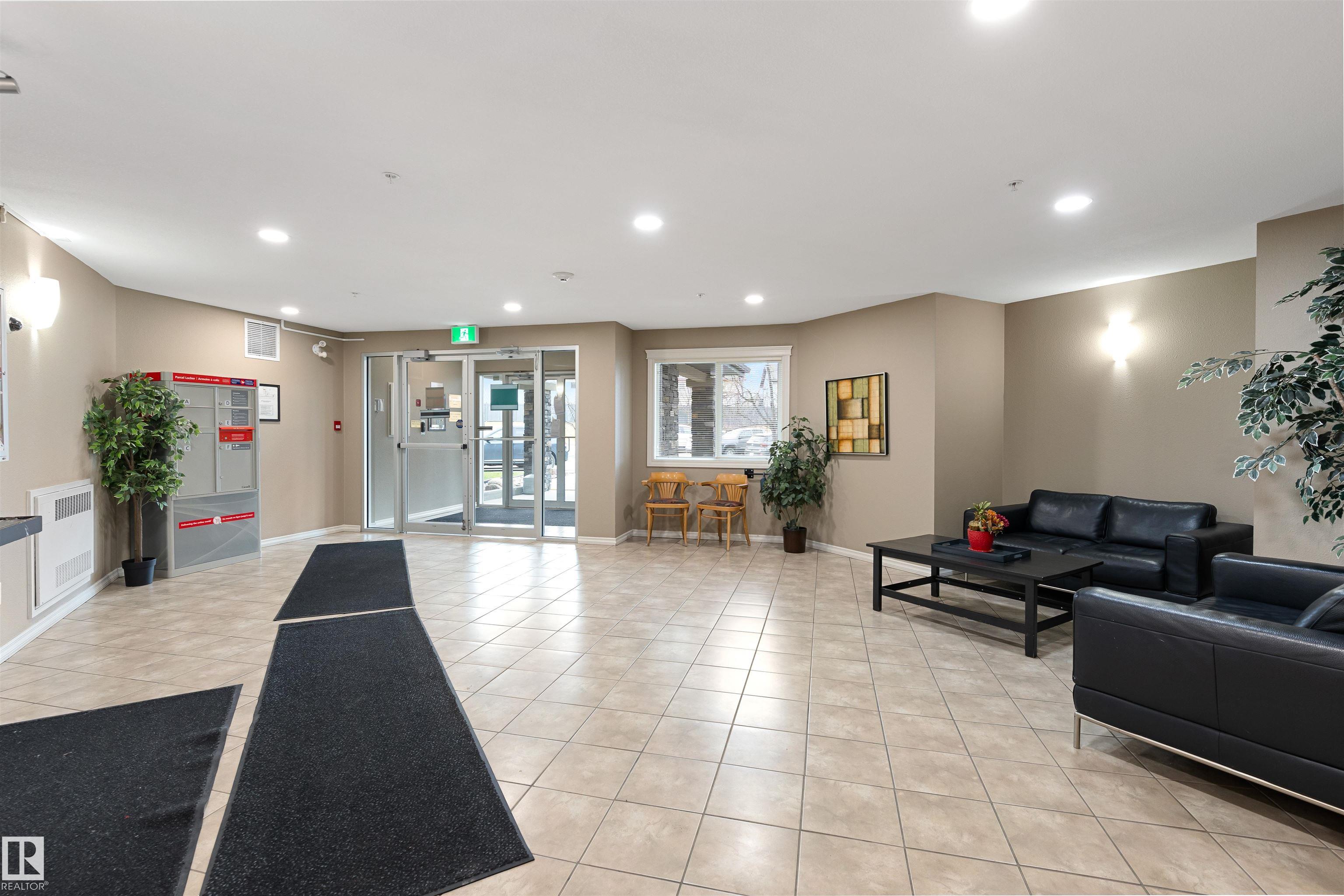 https://zimg.paragon.ice.com/ParagonImages/Property/PM/RAE/225401212/37/0/0/d3d4a35d2f2a4758598e60edb5743274/1/6fcba367e7abec6b7965a0dd4f3ea79b/225401212-363d6aed-6215-44bd-a007-170e97f7274b.JPG
