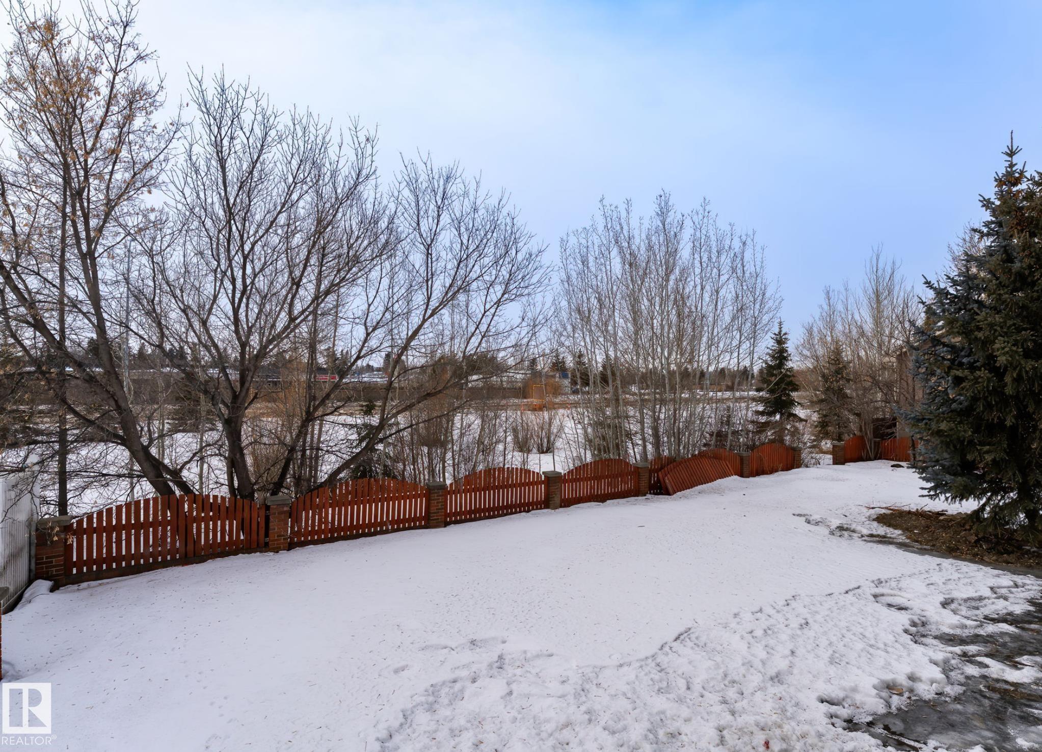 https://zimg.paragon.ice.com/ParagonImages/Property/PM/RAE/225401218/20/0/0/170ab63bc085083cc6de97559c7243d0/1/22c1ab9094d7adfadf95fd2beb4edb4d/225401218-208a0479-7d7c-4279-a000-021133435210.JPG