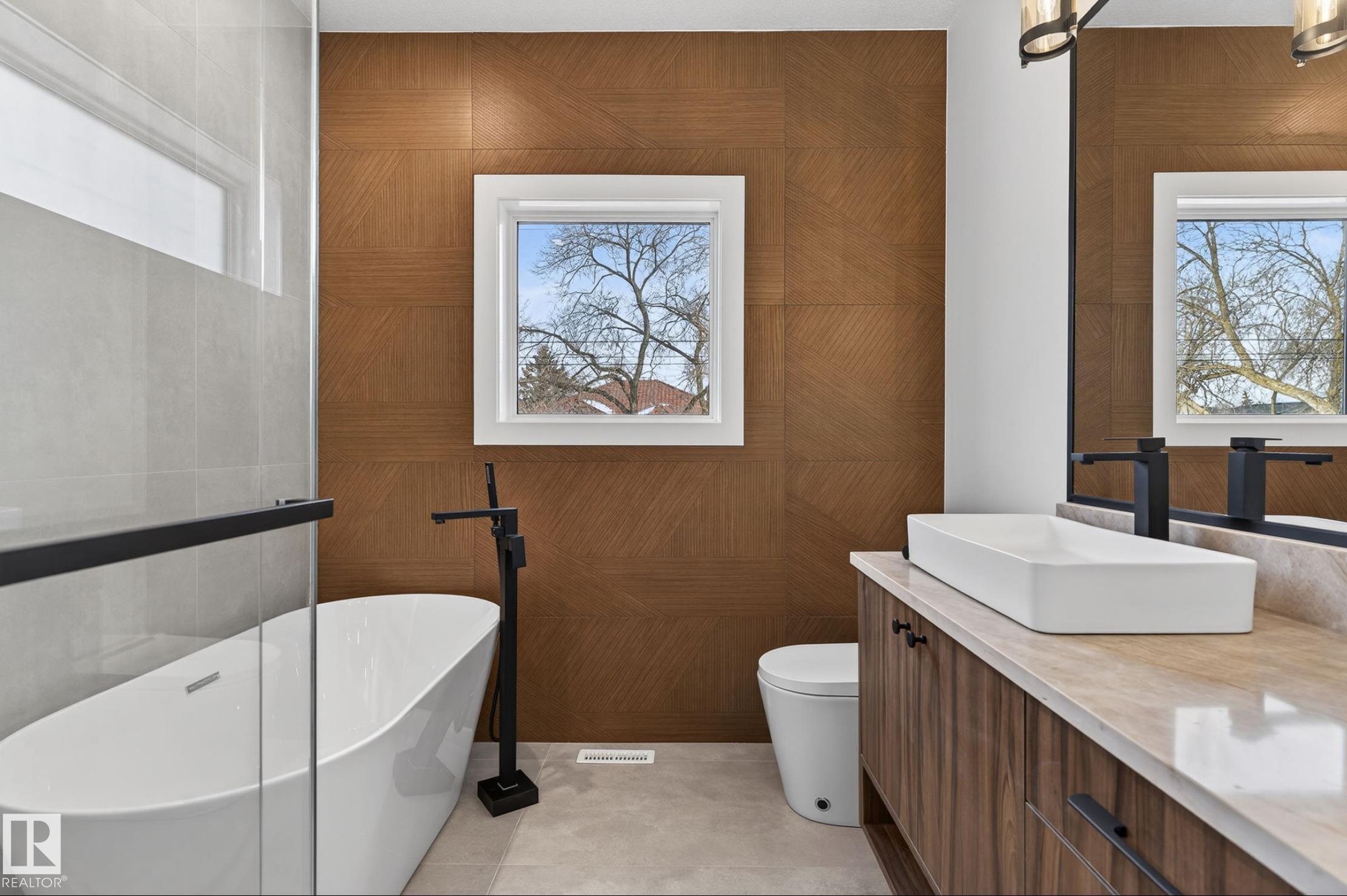 https://zimg.paragon.ice.com/ParagonImages/Property/PM/RAE/225401218/42/0/0/c2aef230db573dcb25d3e787dce83069/1/22c1ab9094d7adfadf95fd2beb4edb4d/225401218-602e1614-da3e-4d4a-8883-e8ba28f257b9.JPG
