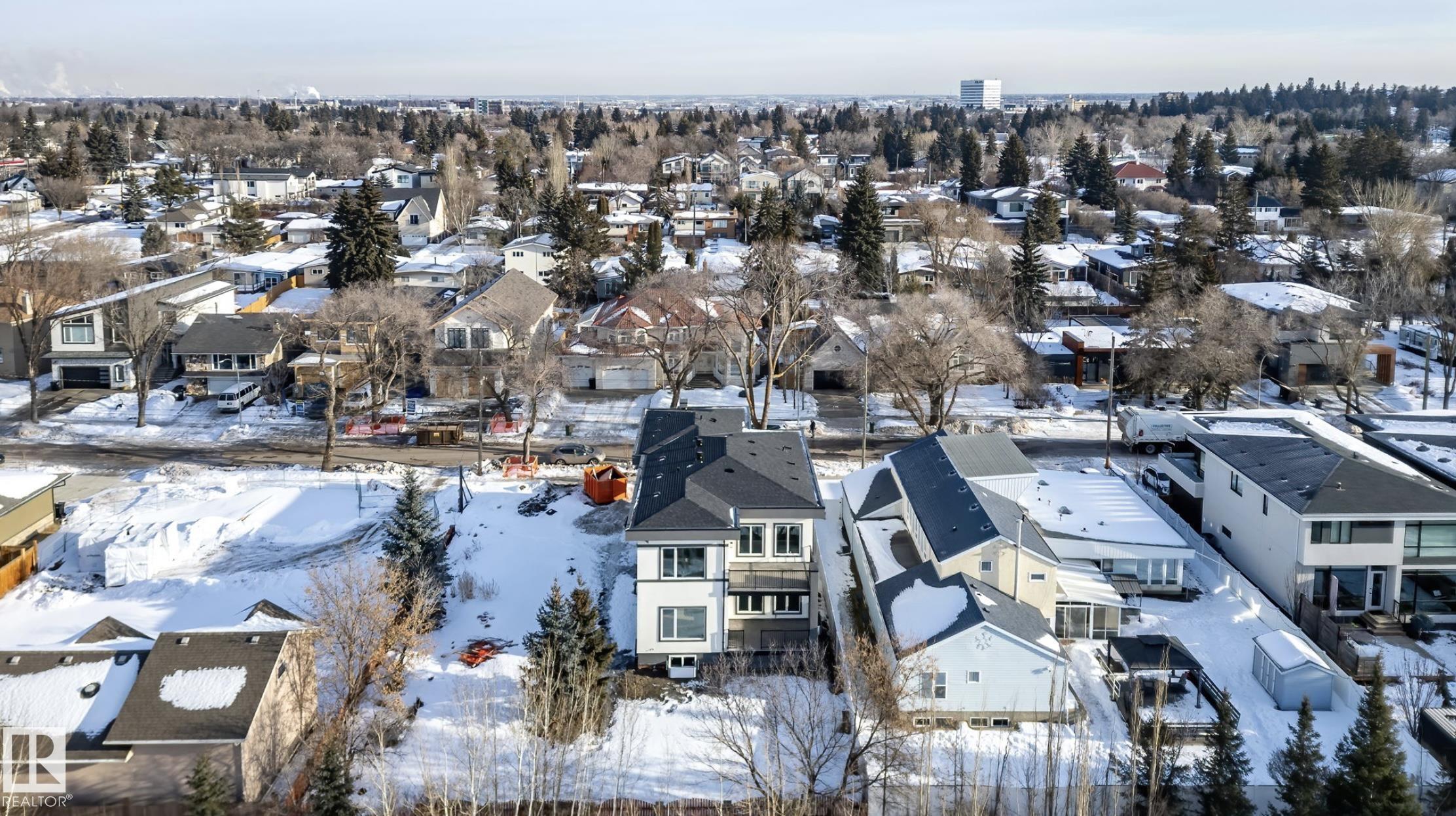 https://zimg.paragon.ice.com/ParagonImages/Property/PM/RAE/225401218/50/0/0/728b869cb5aea54c9aec26d6477dc0b8/1/22c1ab9094d7adfadf95fd2beb4edb4d/225401218-909e726b-b087-4b66-bb94-9ffc63d8a17e.JPG