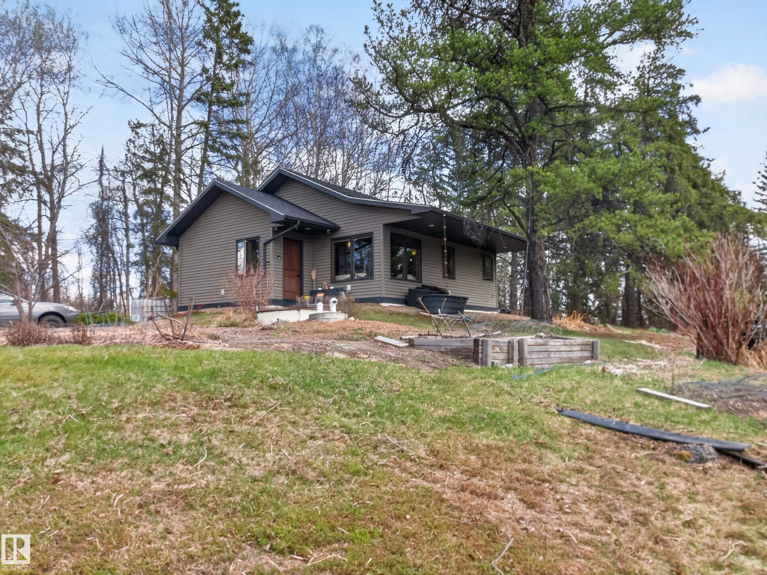 Photo 32 at 51226 Rge Road 270, Hennig Acres, Rural Parkland County