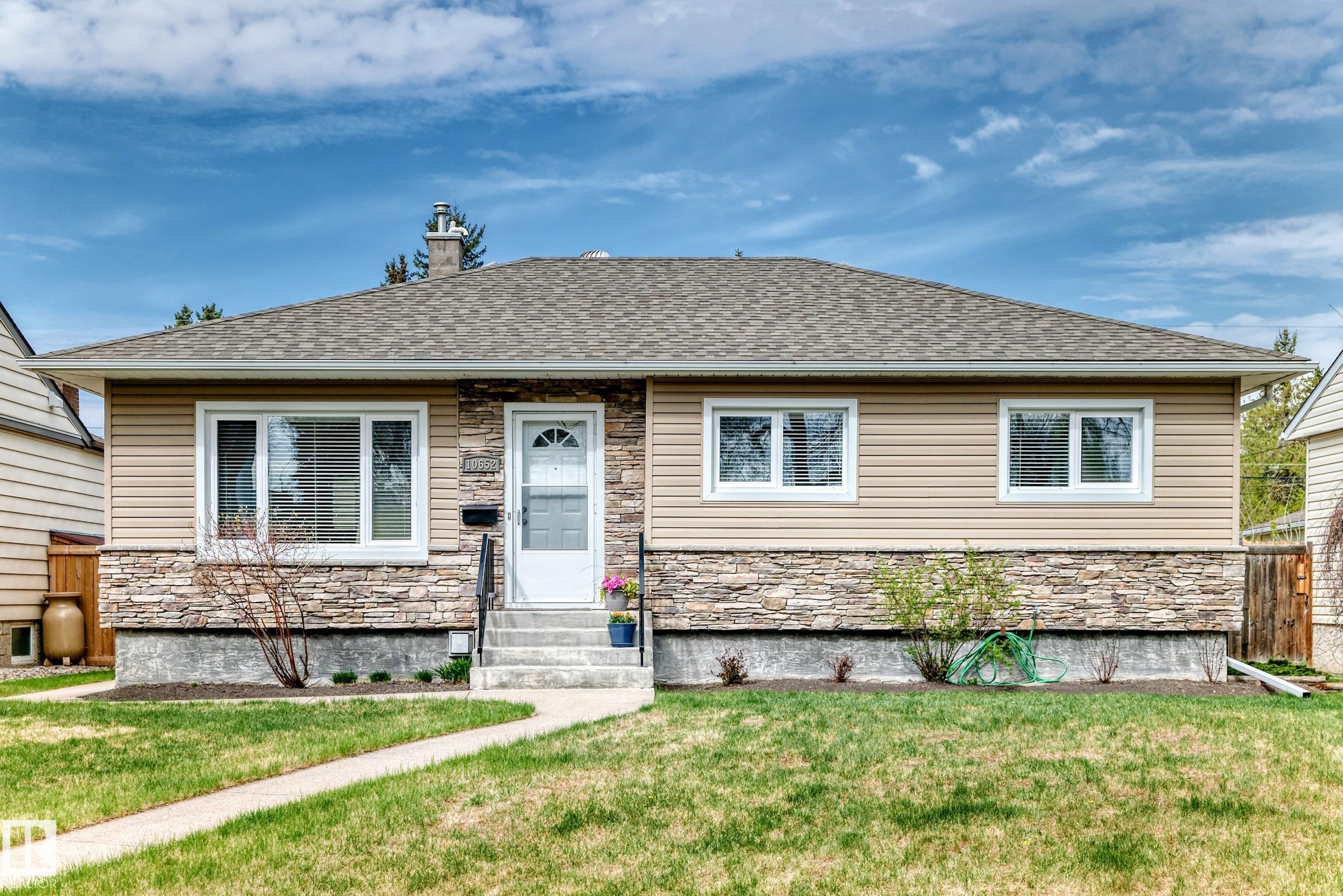 10652 144 Street NW, Grovenor, Edmonton