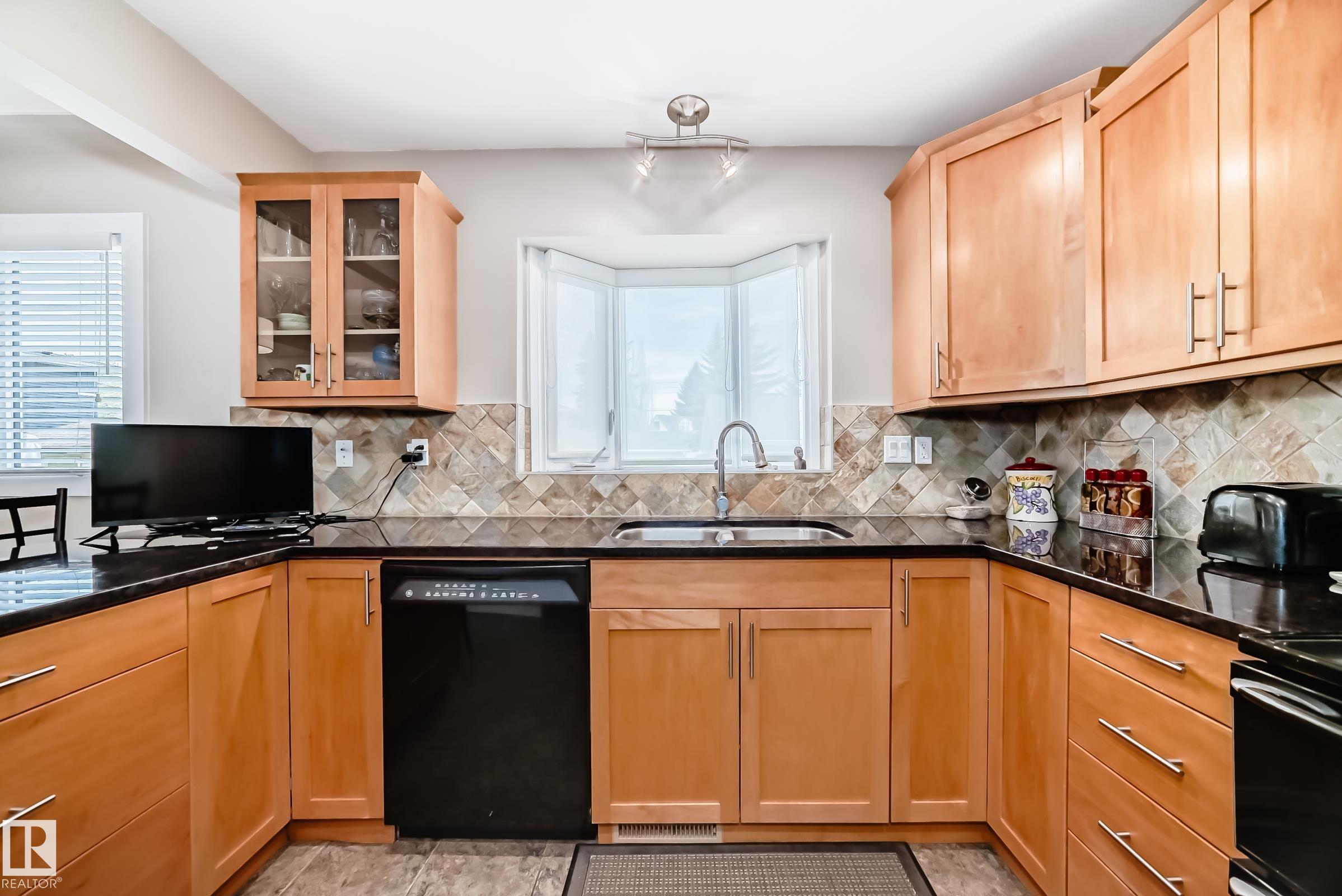 Photo 14 at 10652 144 Street NW, Grovenor, Edmonton