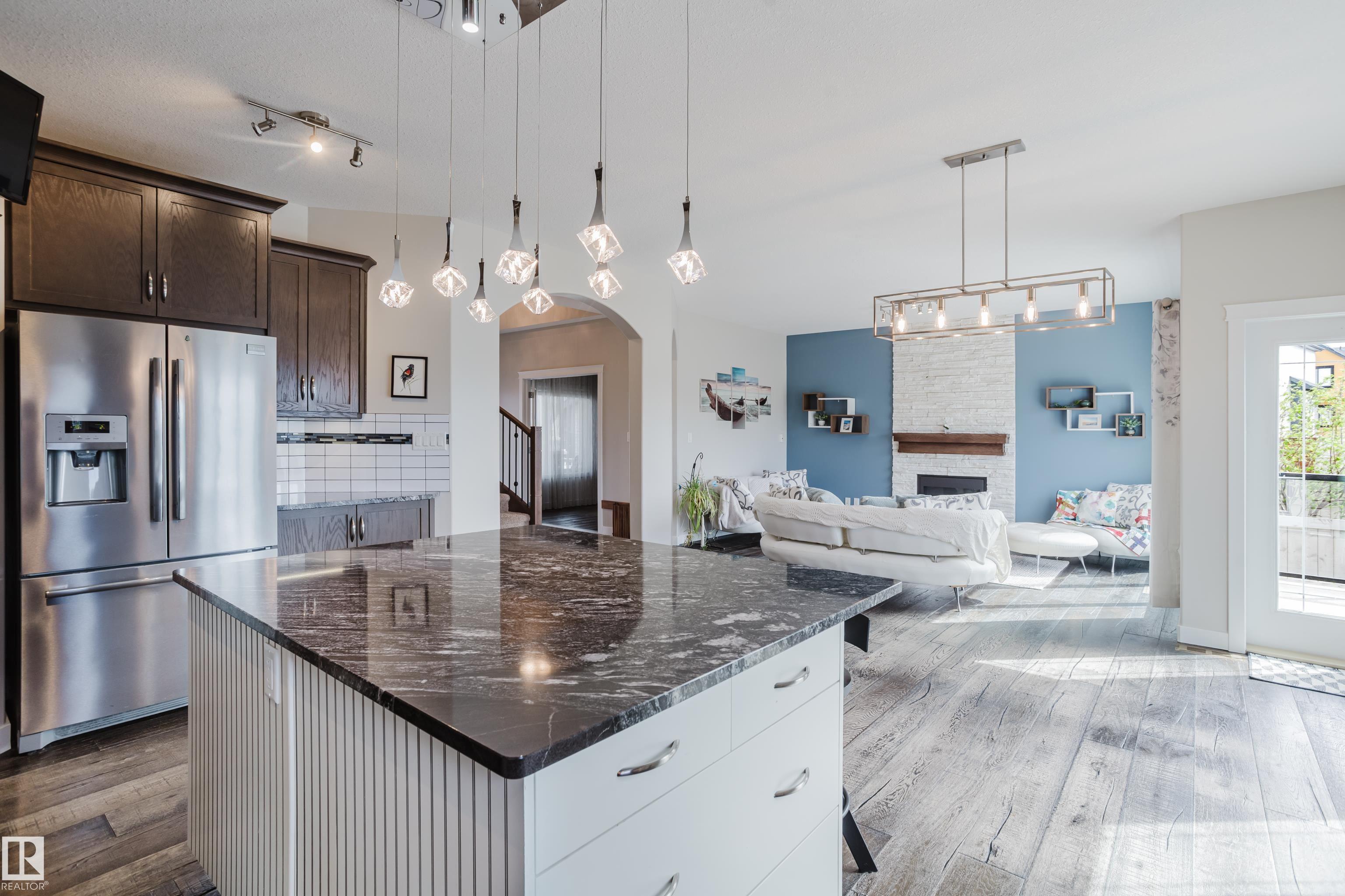 Photo 12 at 15807 11 Avenue SW, Glenridding Heights, Edmonton
