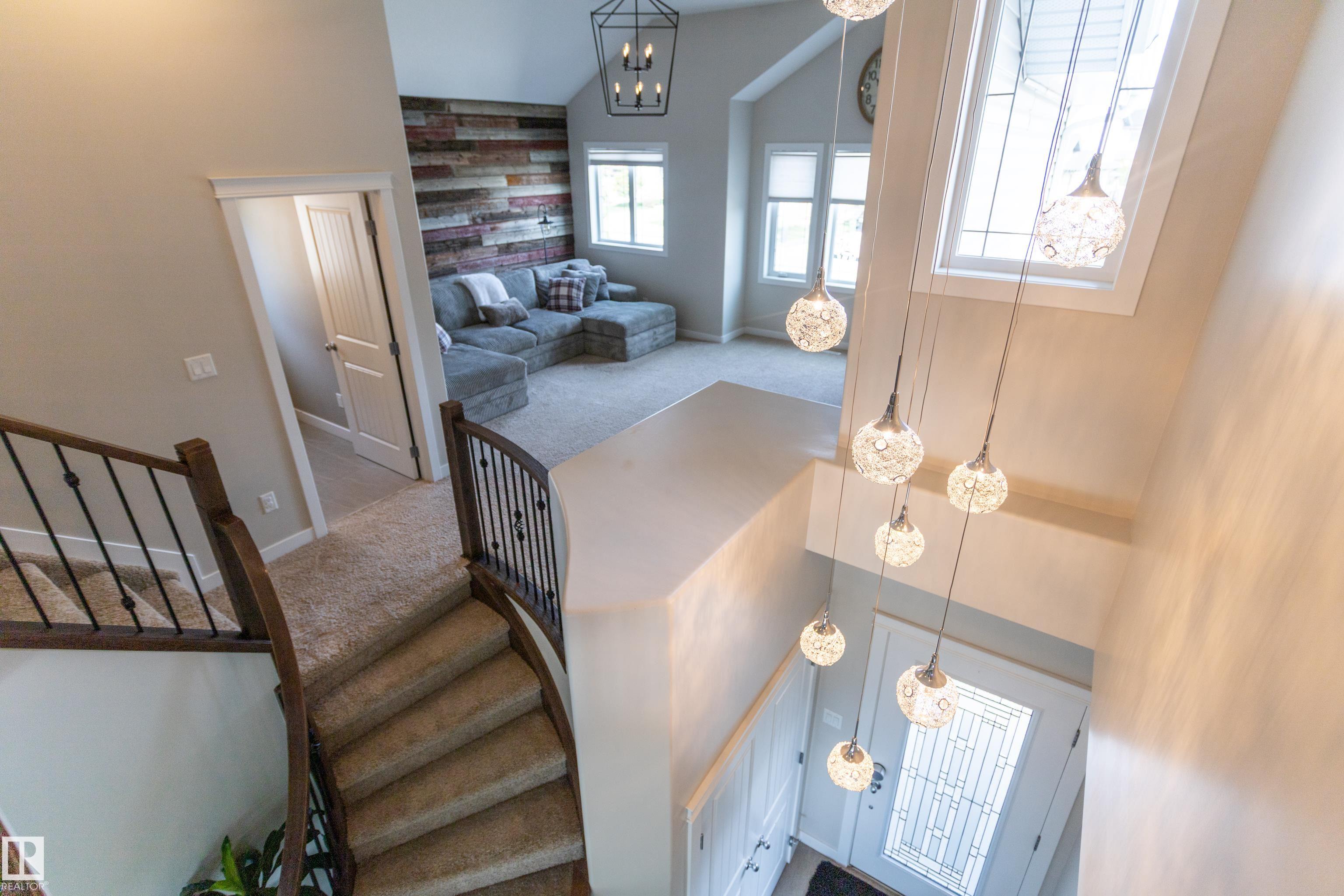 Photo 15 at 15807 11 Avenue SW, Glenridding Heights, Edmonton