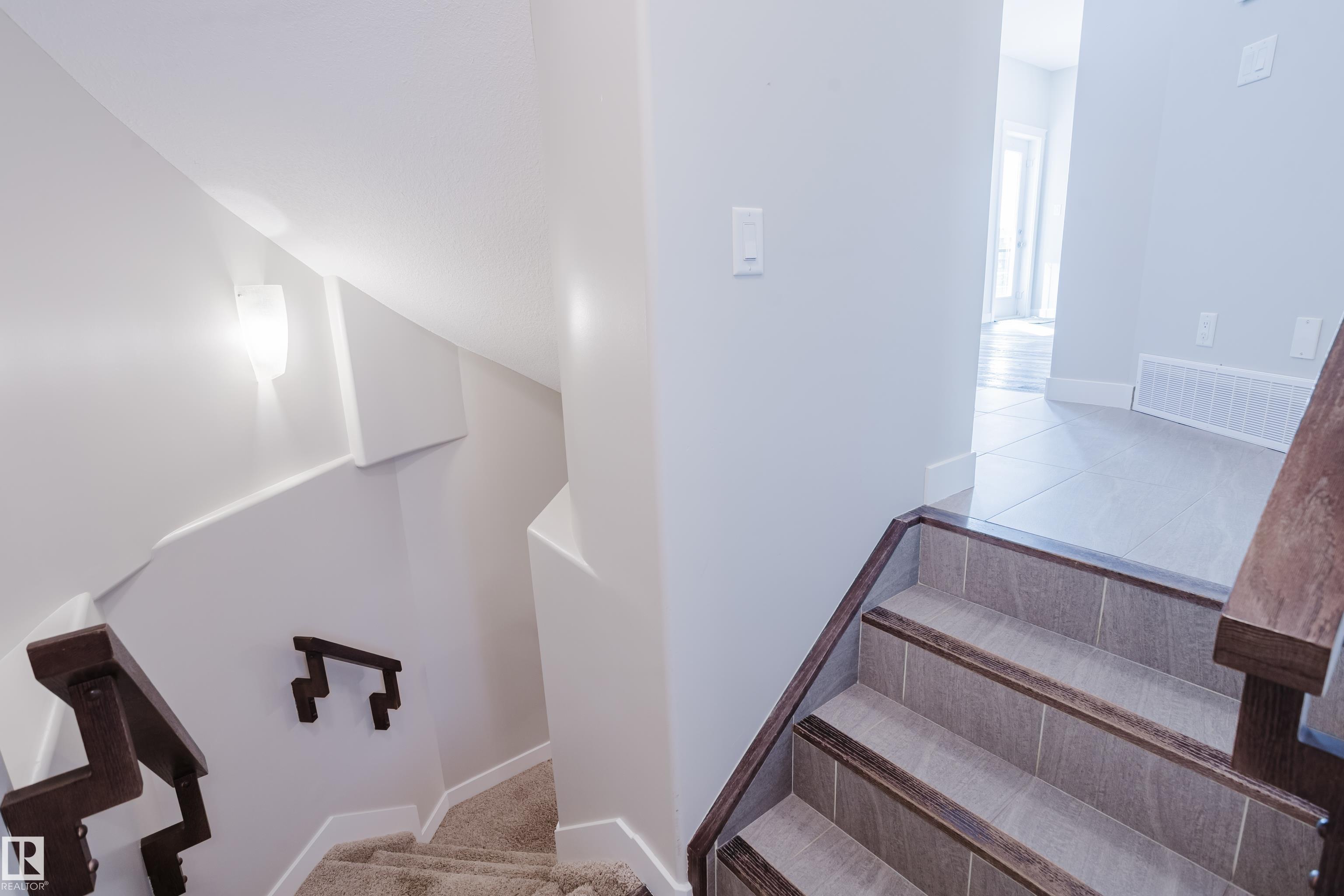 Photo 32 at 15807 11 Avenue SW, Glenridding Heights, Edmonton