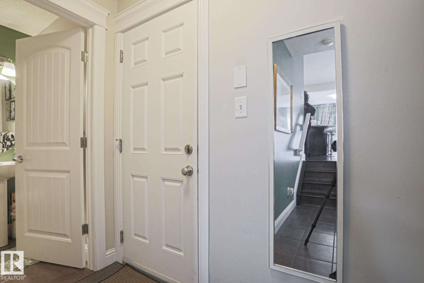 1621 64 Street SW, Walker, Edmonton