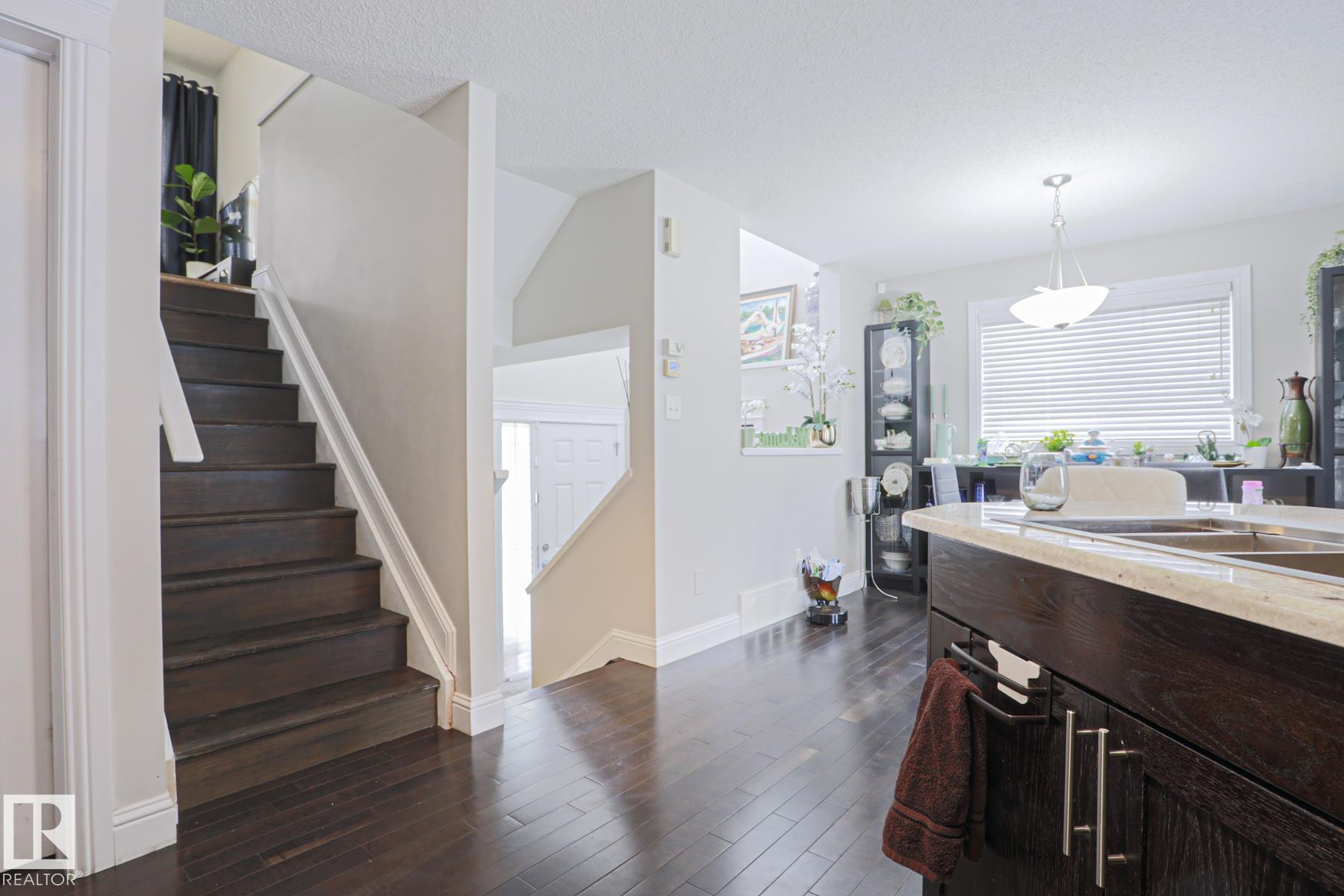 Photo 11 at 1621 64 Street SW, Walker, Edmonton