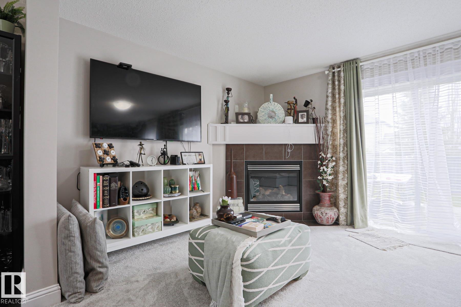 Photo 14 at 1621 64 Street SW, Walker, Edmonton