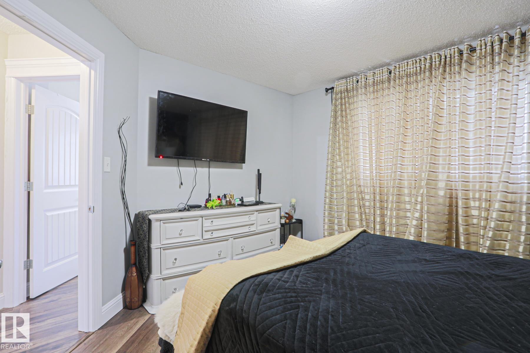 Photo 28 at 1621 64 Street SW, Walker, Edmonton