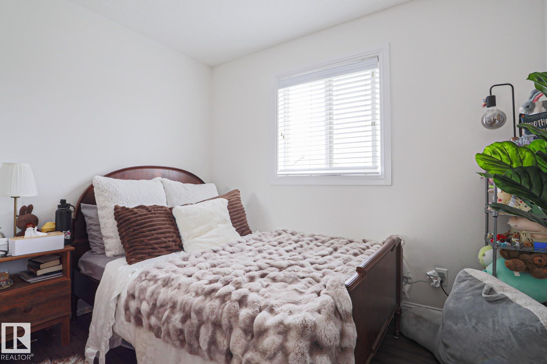 Photo 31 at 1621 64 Street SW, Walker, Edmonton