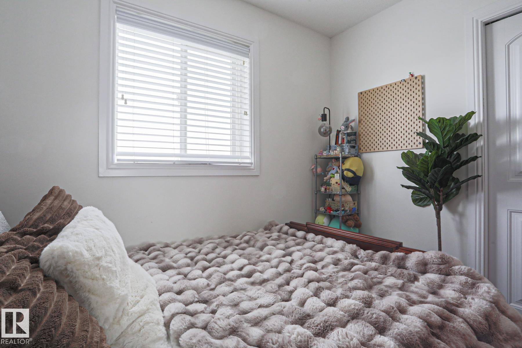 Photo 32 at 1621 64 Street SW, Walker, Edmonton
