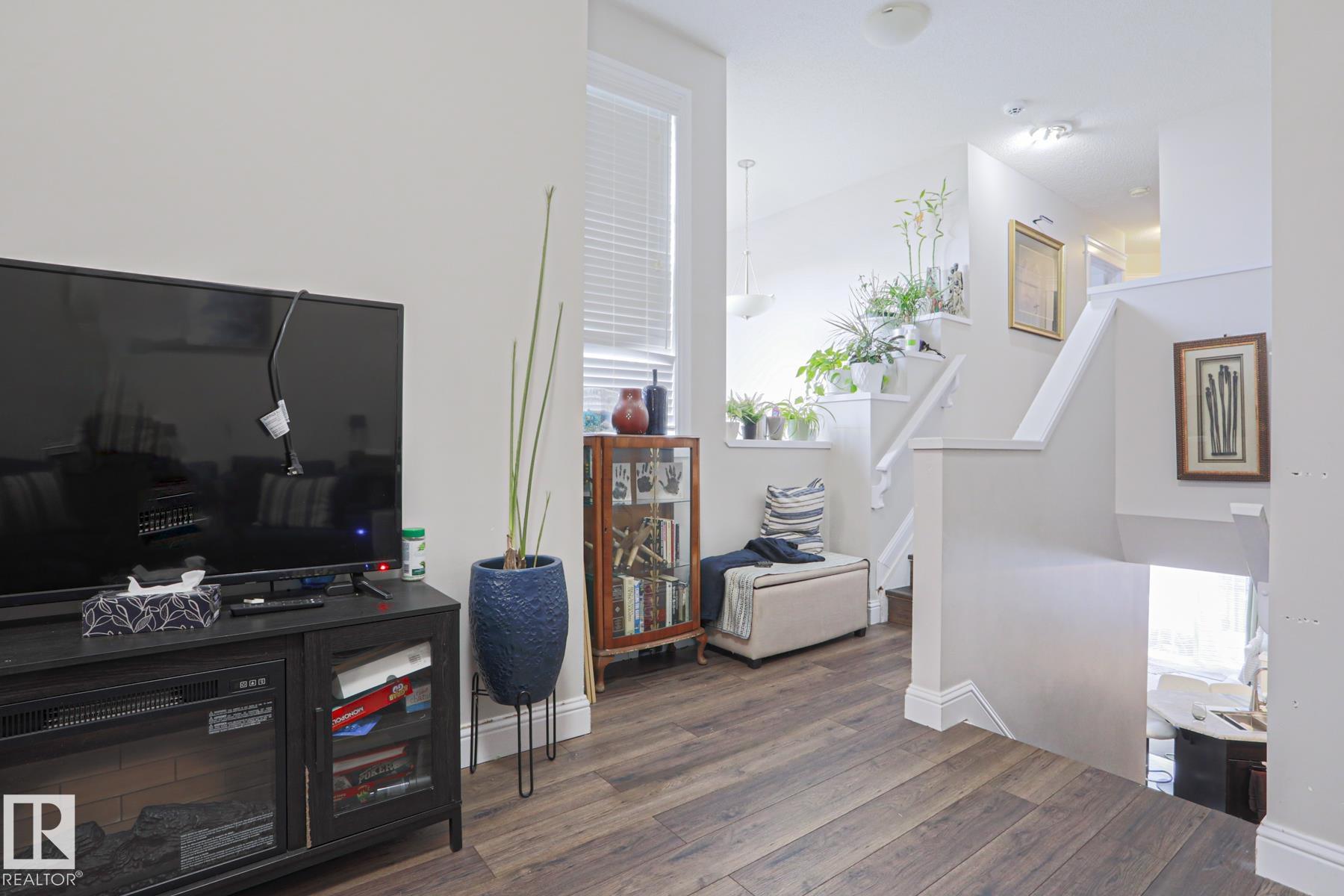 Photo 36 at 1621 64 Street SW, Walker, Edmonton