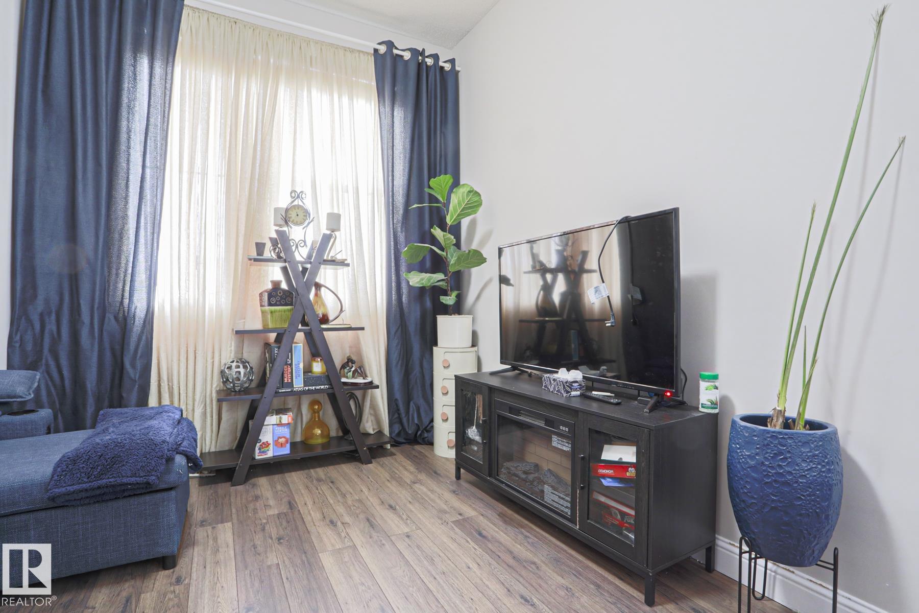 Photo 38 at 1621 64 Street SW, Walker, Edmonton
