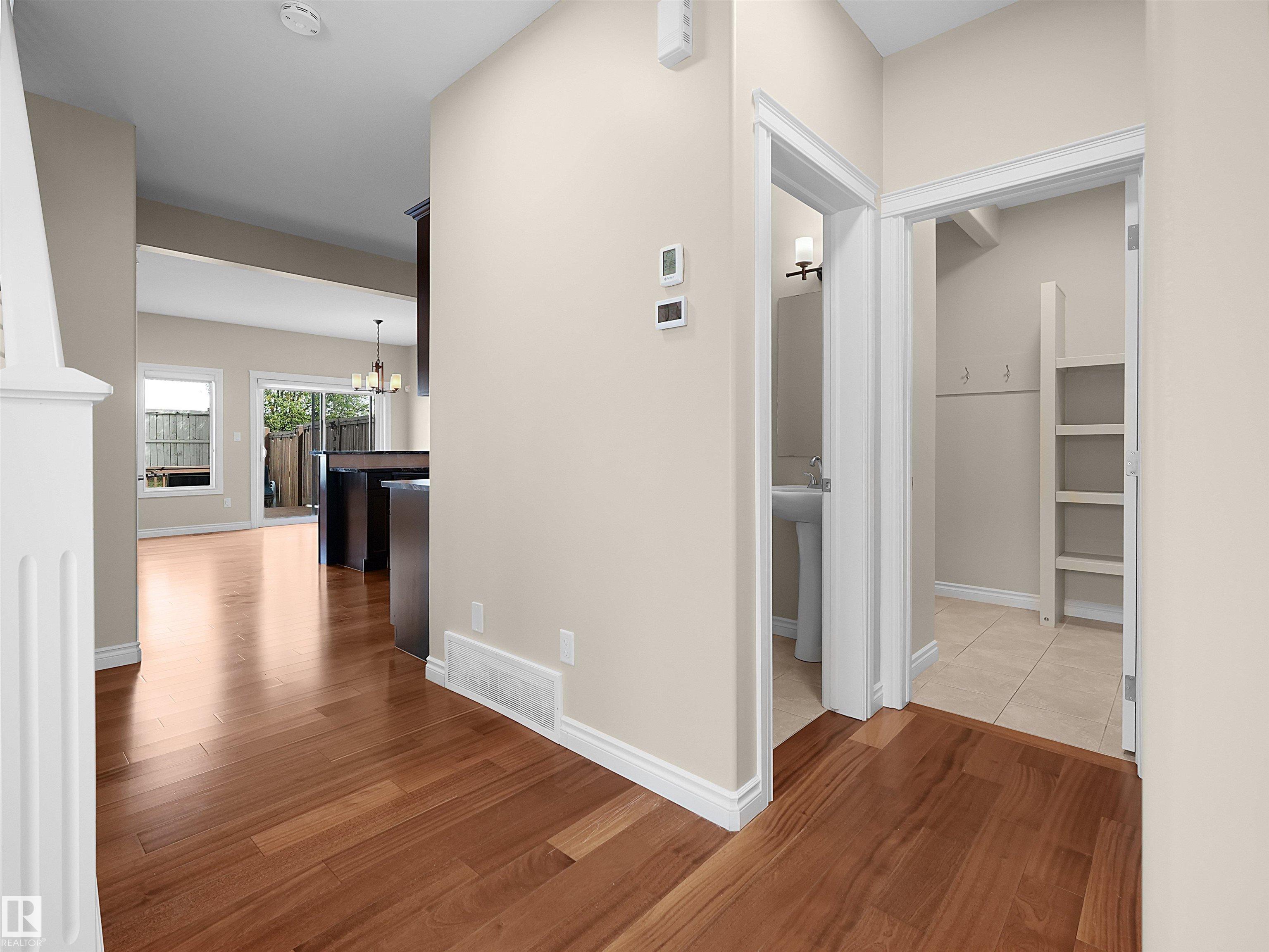 Photo 16 at 15926 10 Avenue SW, Glenridding Heights, Edmonton