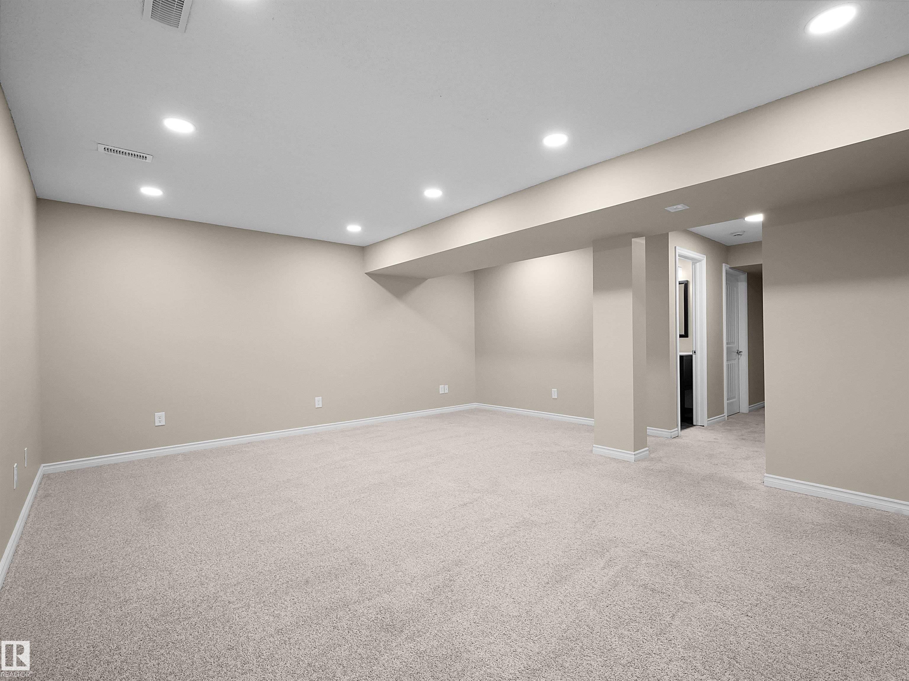 https://zimg.paragon.ice.com/ParagonImages/Property/PM/RAE/225401242/38/0/0/fcf7fc93fd622469c6110399540a070e/1/dd5210968be508e323fa90514020a444/225401242-49d50fa4-7a1f-48fc-bb21-add49d7652d8.JPG
