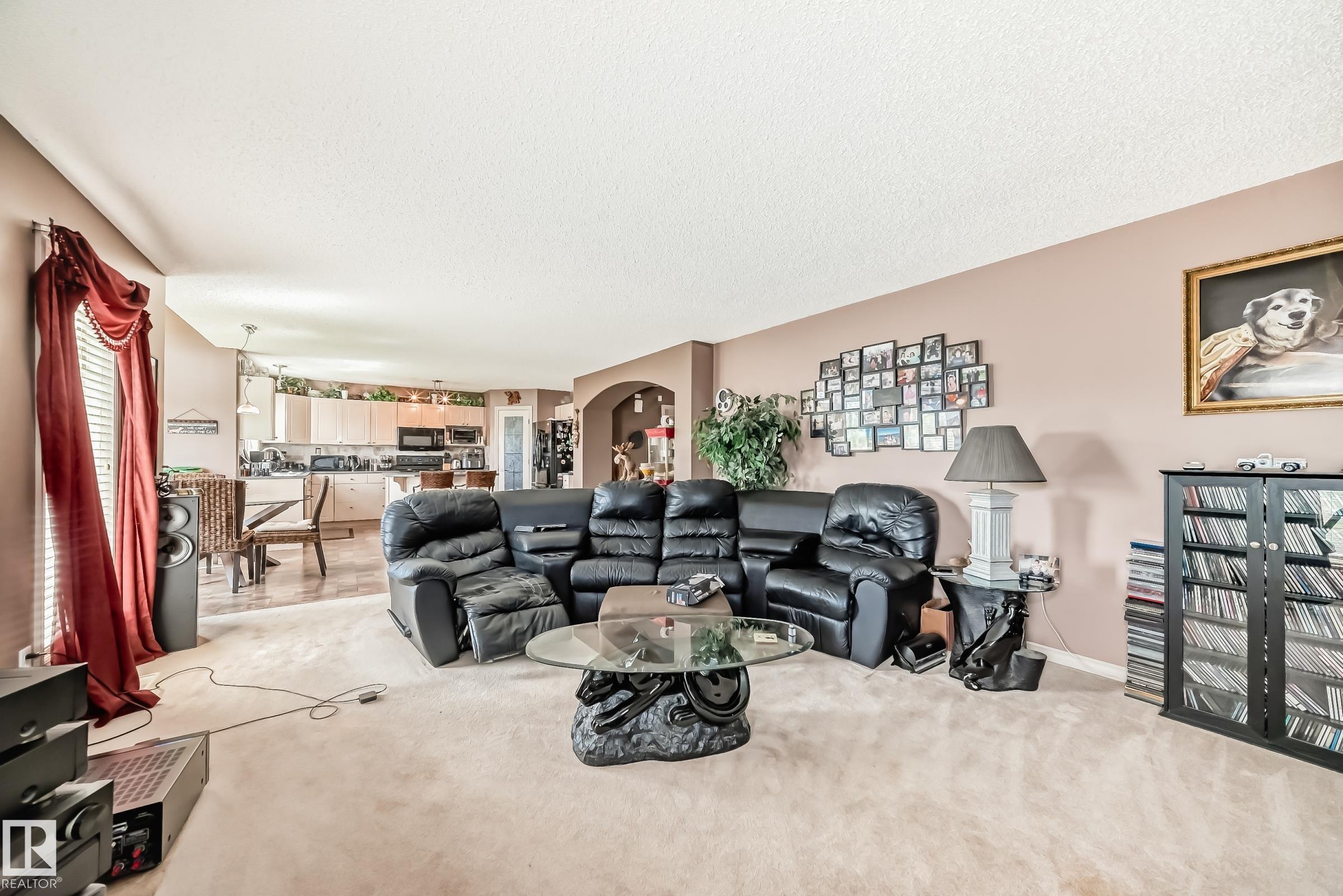 https://zimg.paragon.ice.com/ParagonImages/Property/PM/RAE/225401243/13/0/0/d60acb4e06eac83c863fed4ed52b33c2/1/2b28b3a3f24293e38d077bd700557782/225401243-993a3b90-ef73-4384-9e42-841a8cb174fd.JPG