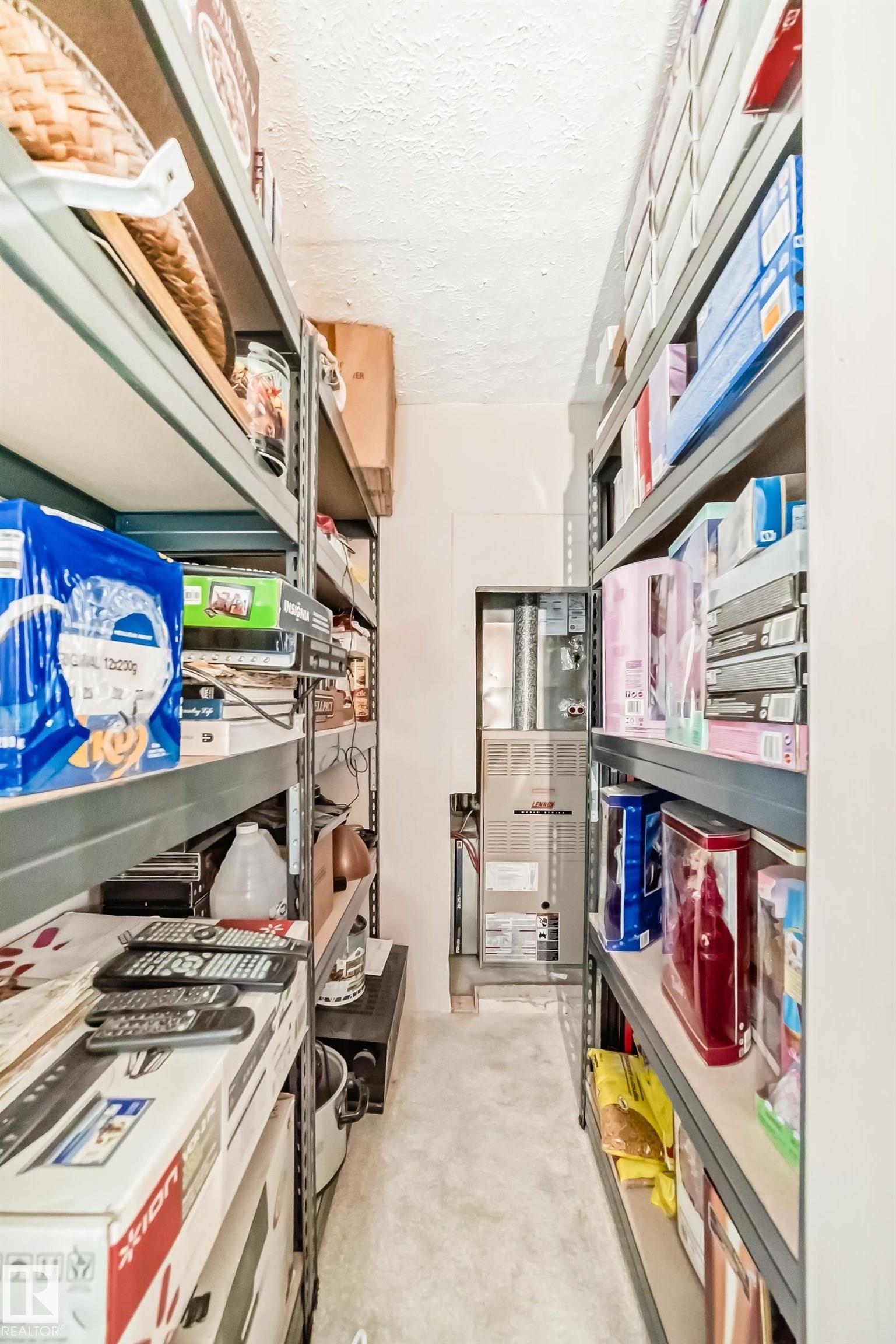 https://zimg.paragon.ice.com/ParagonImages/Property/PM/RAE/225401243/44/0/0/0a69898946121d6b36ca56d2cee5b6ad/1/2b28b3a3f24293e38d077bd700557782/225401243-61deee33-804d-4772-ba55-eea250ccc163.JPG