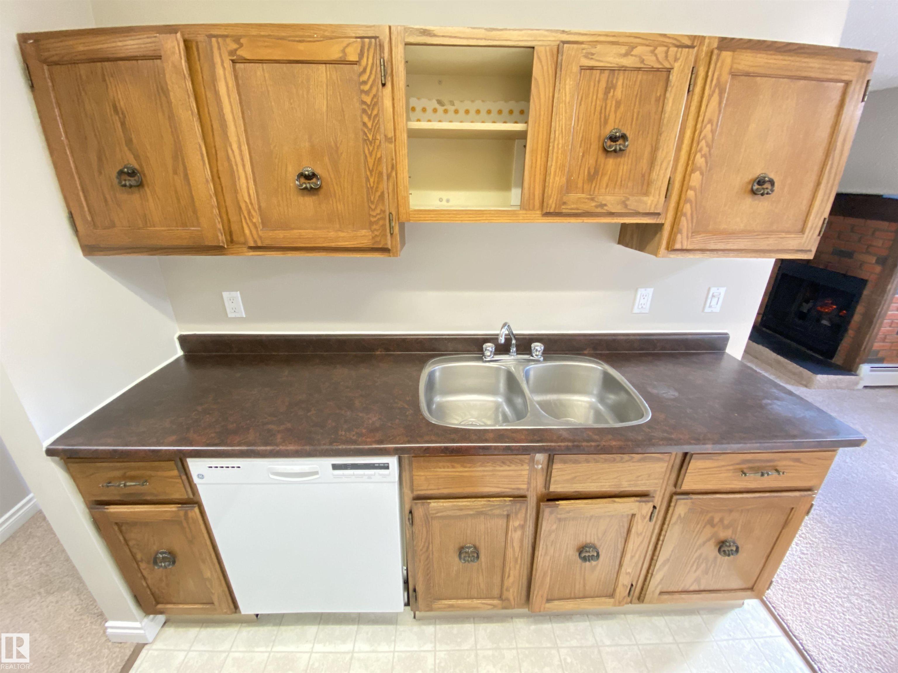 Photo 14 at 203 - 10826 113 Street NW, Queen Mary Park, Edmonton
