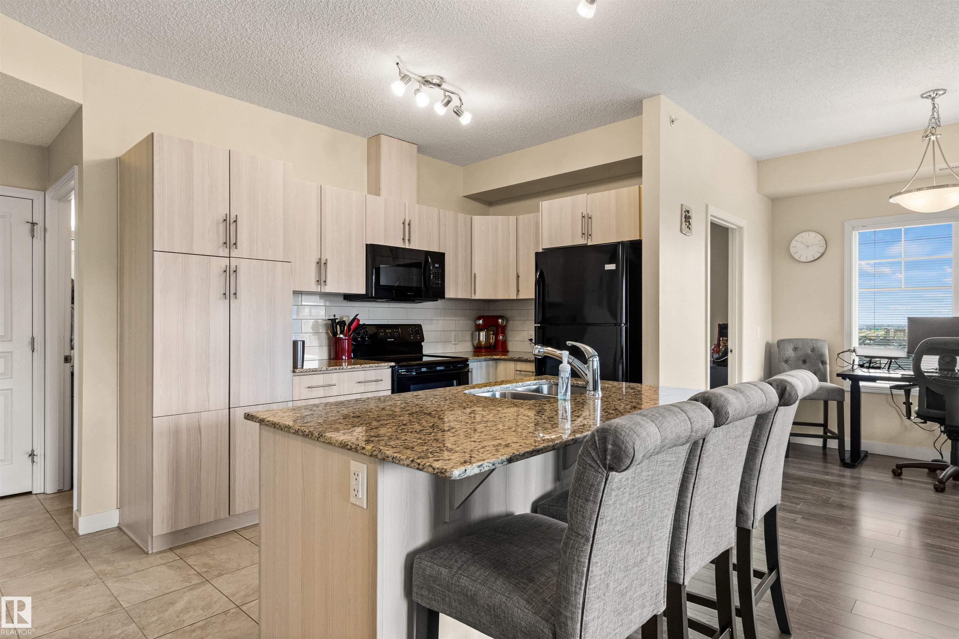 Photo 10 at 2412 - 4 Augustine Crescent, Aspen Trails, Sherwood Park