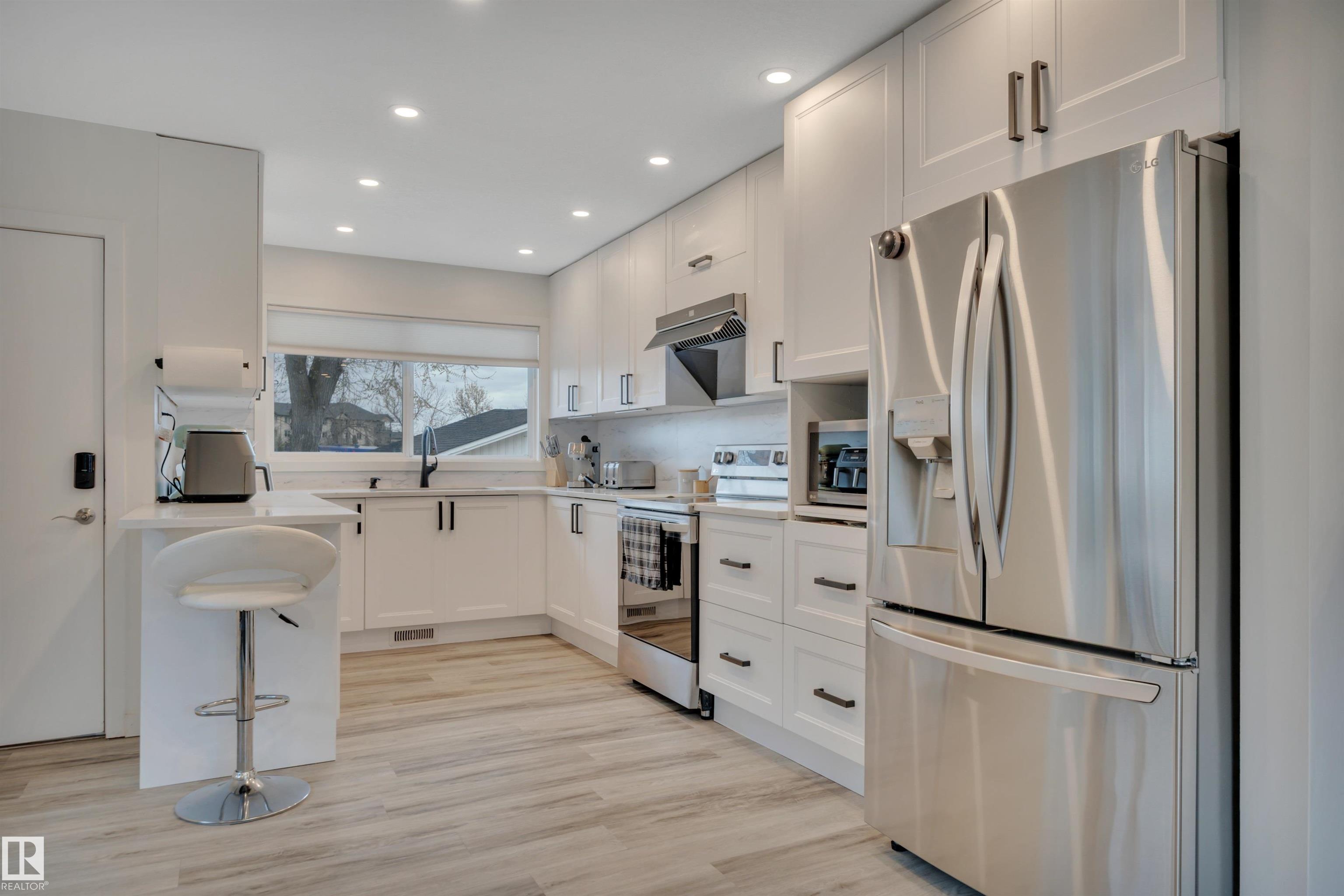 Picture for 6011 107 ST NW