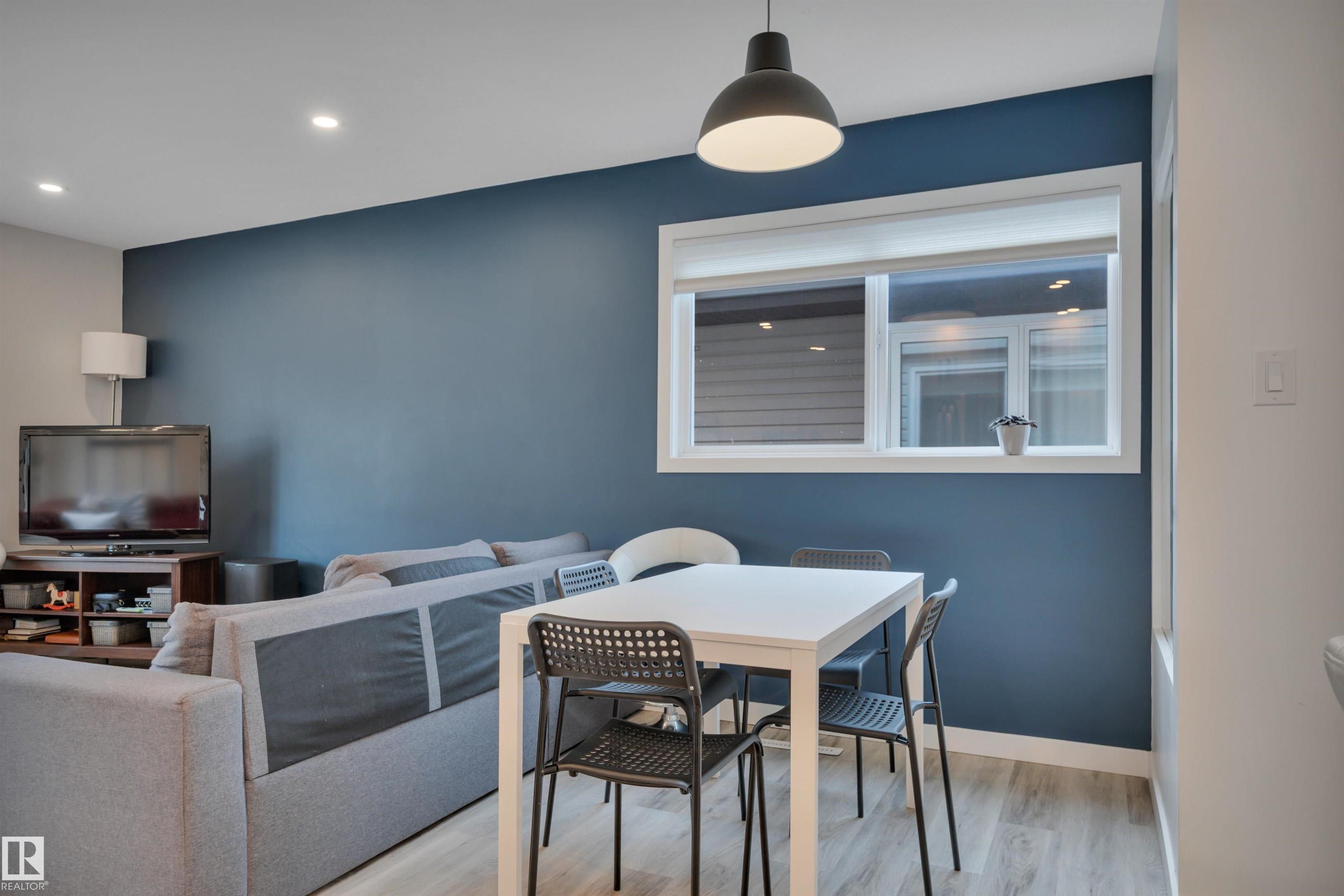 https://zimg.paragon.ice.com/ParagonImages/Property/PM/RAE/225401255/11/0/0/0ad779a8317fe4e7b4faf89496ff534b/1/35ad29b0dcf7dd13a6a9654be3d67fd9/225401255-cae60aa8-27e9-49d0-a82d-bfda37ad051f.JPG