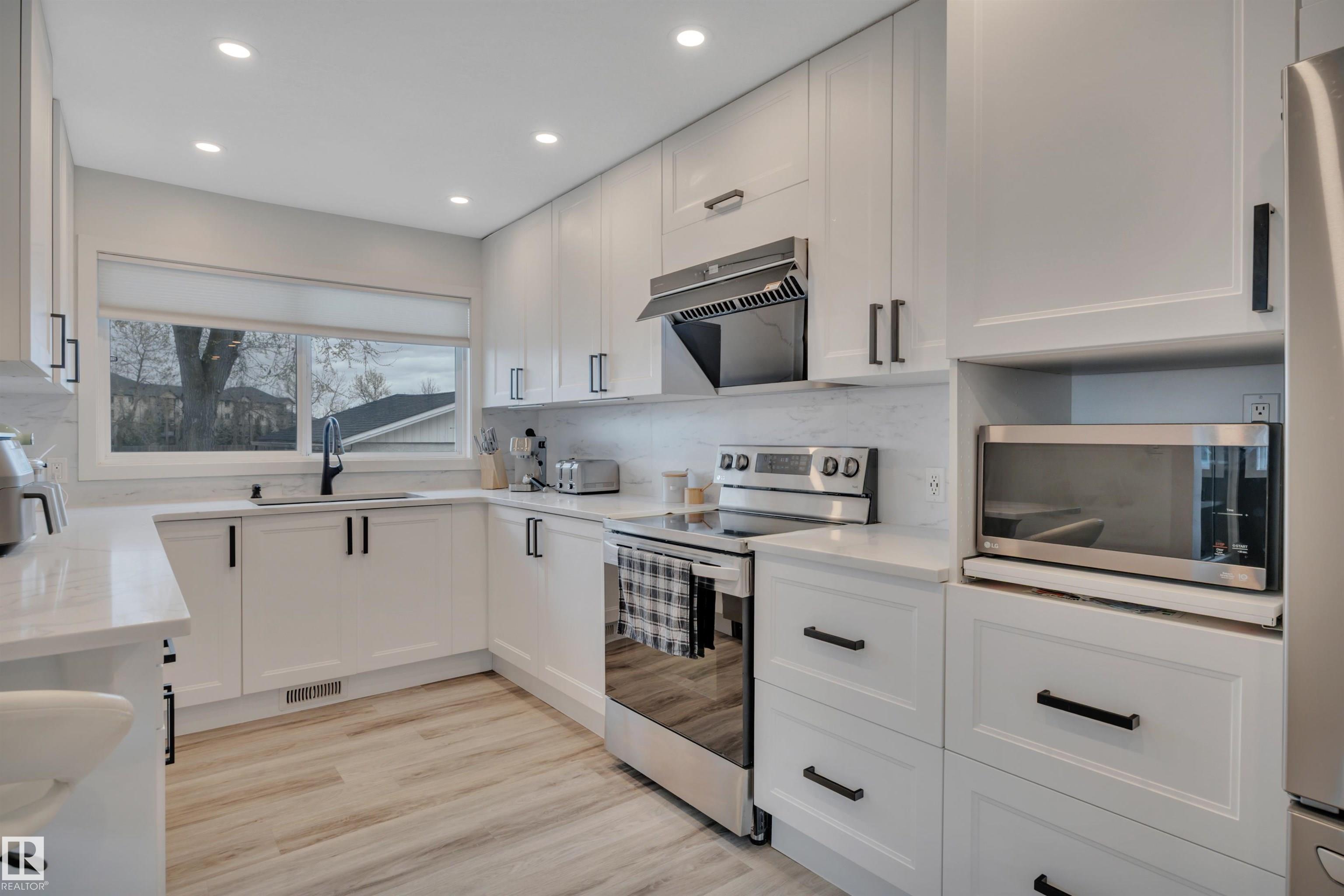 Picture for 6011 107 ST NW