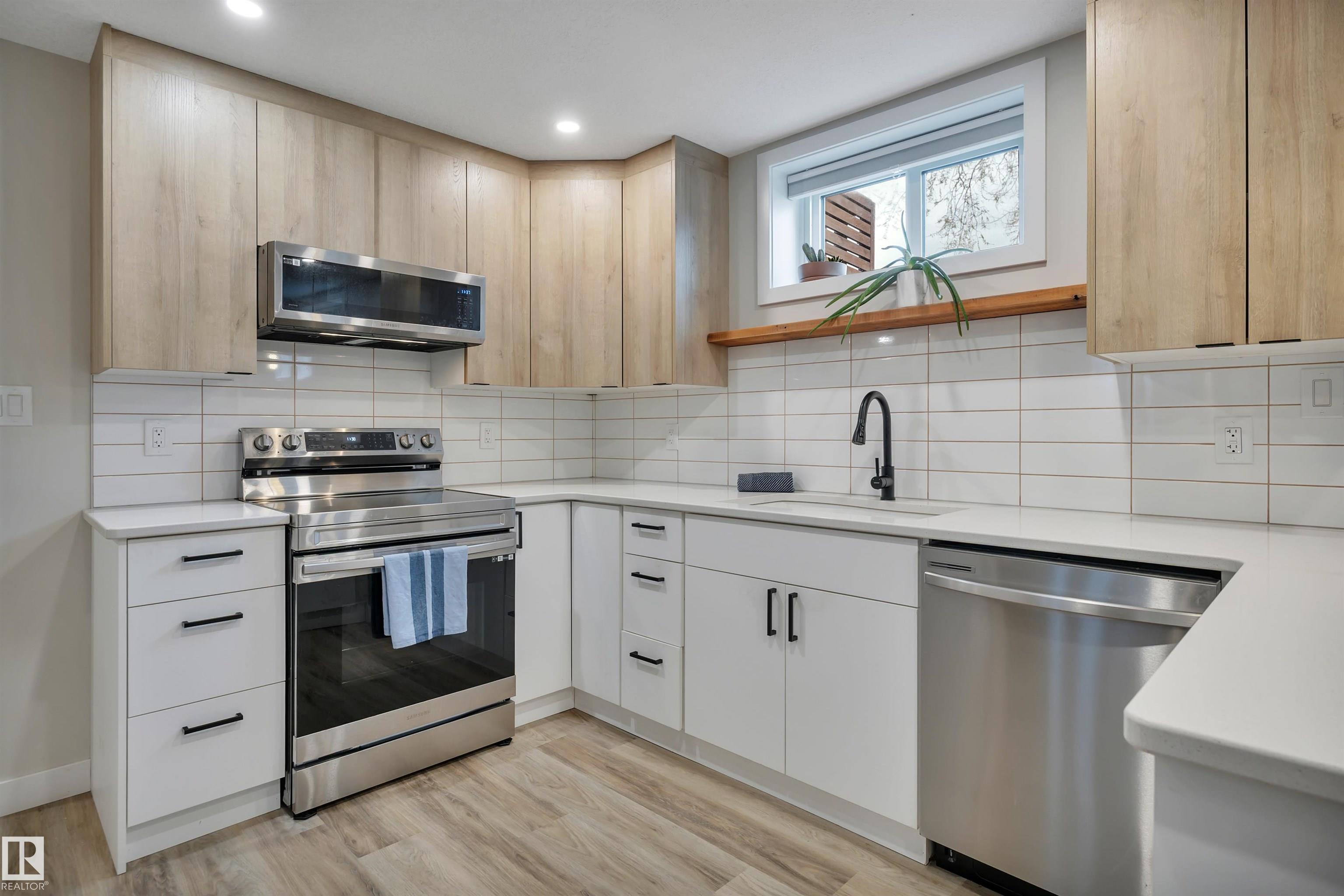 https://zimg.paragon.ice.com/ParagonImages/Property/PM/RAE/225401255/27/0/0/710a007bf8ff1a54de7d754d3bc56f47/1/35ad29b0dcf7dd13a6a9654be3d67fd9/225401255-9abc100a-0530-454c-b872-64985cdb2d28.JPG