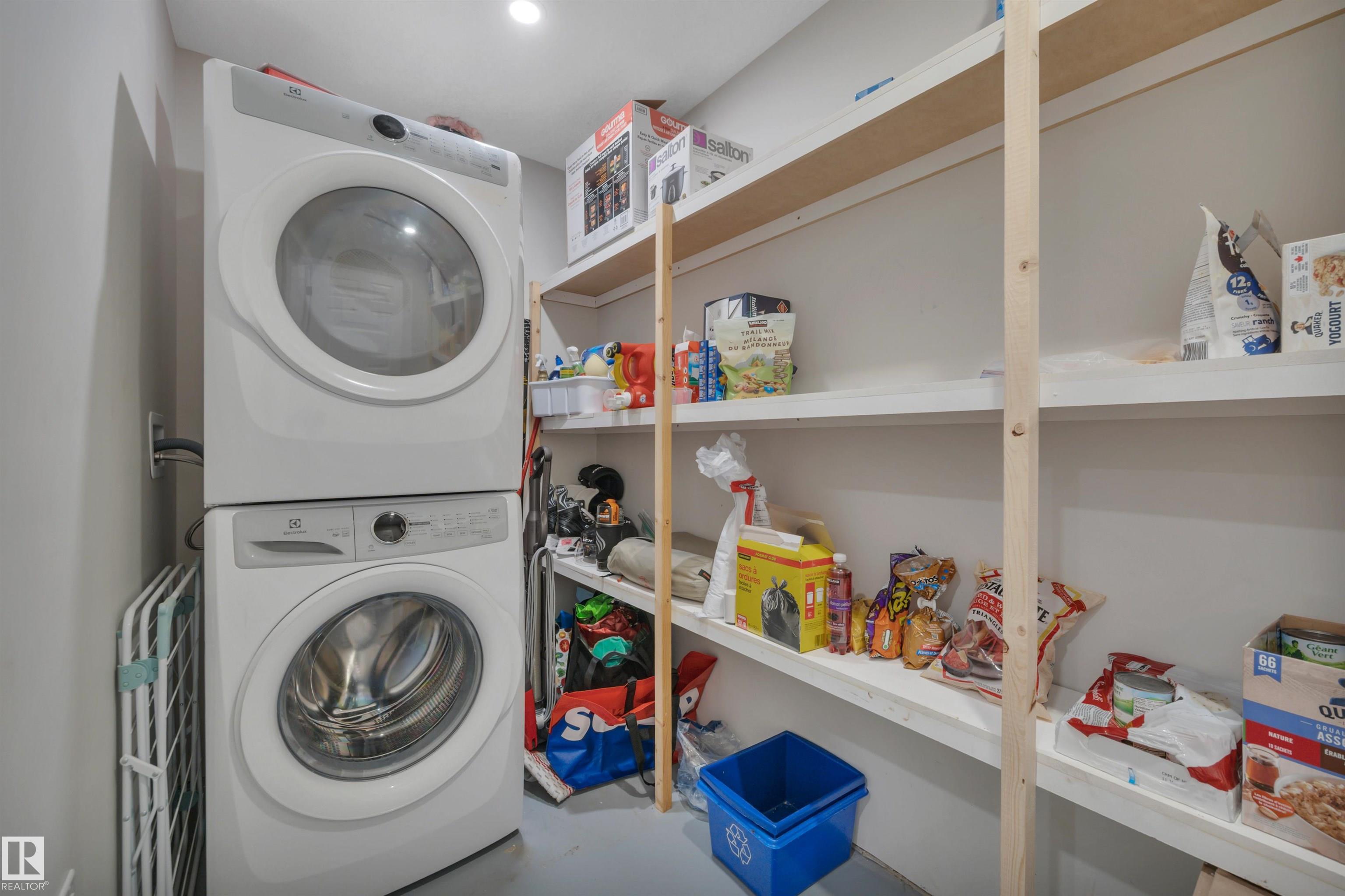 https://zimg.paragon.ice.com/ParagonImages/Property/PM/RAE/225401255/42/0/0/1d9840073e6d8c0e08ab8f36c72727cc/1/35ad29b0dcf7dd13a6a9654be3d67fd9/225401255-886bb936-0280-49cd-bf1f-bc1a05c04862.JPG