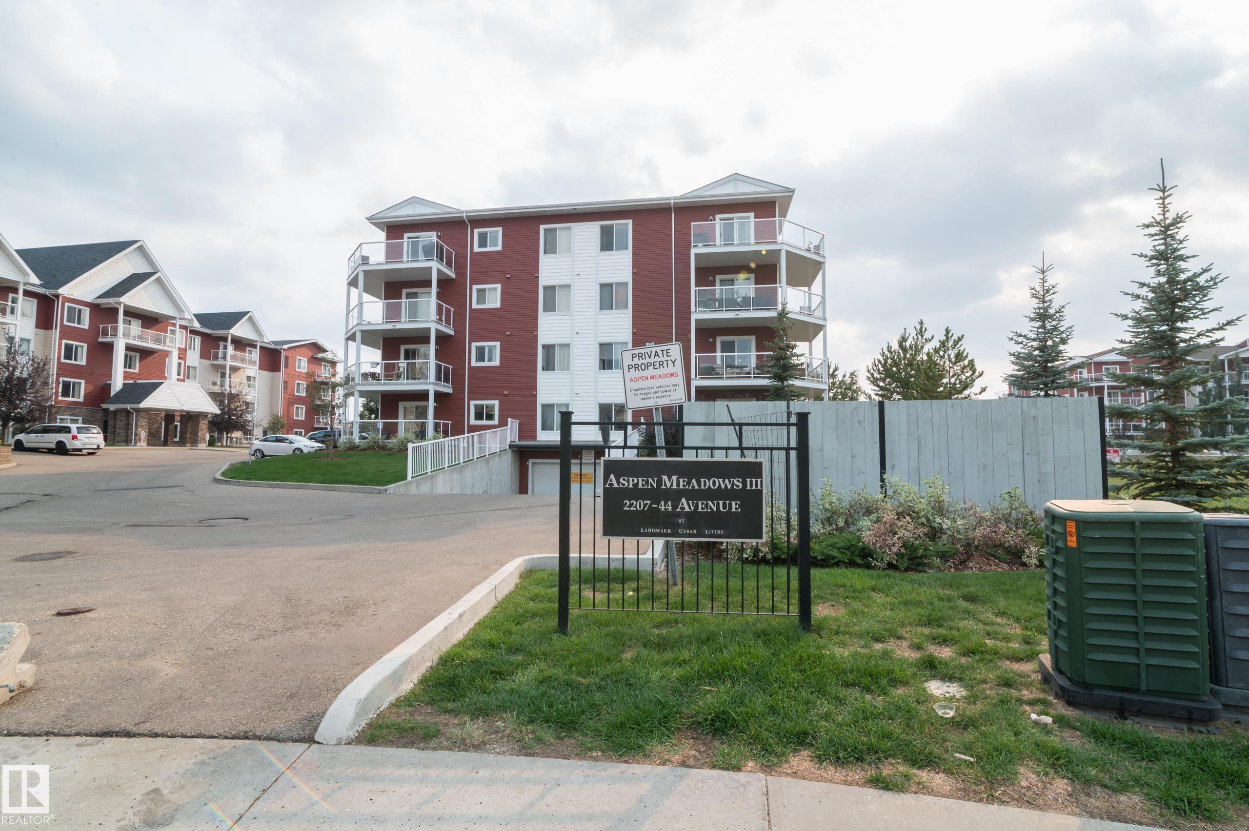 414 - 2207 44 Avenue NW, Larkspur, Edmonton