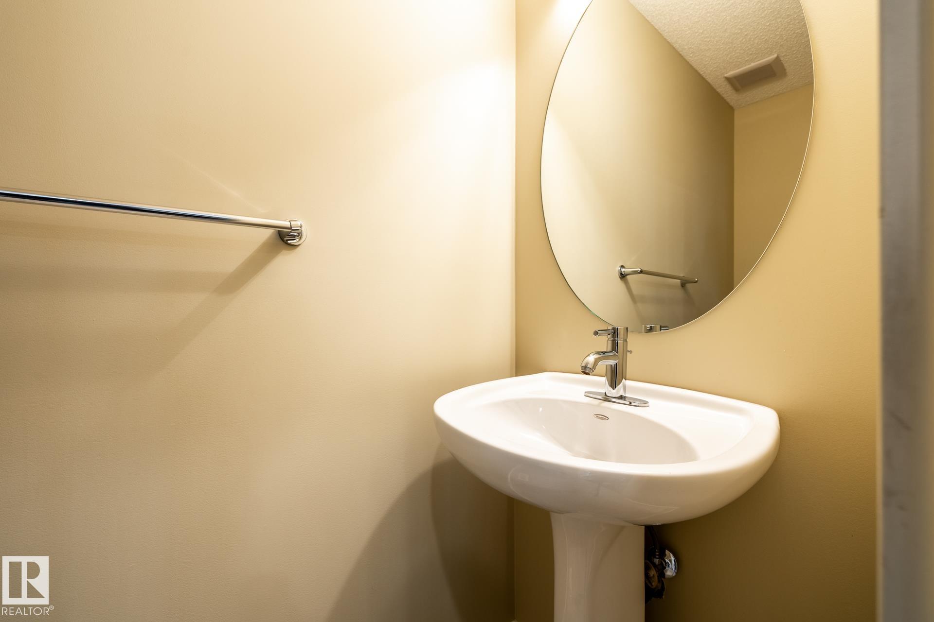 Photo 10 at 21 - 655 Watt Boulevard SW, Walker, Edmonton