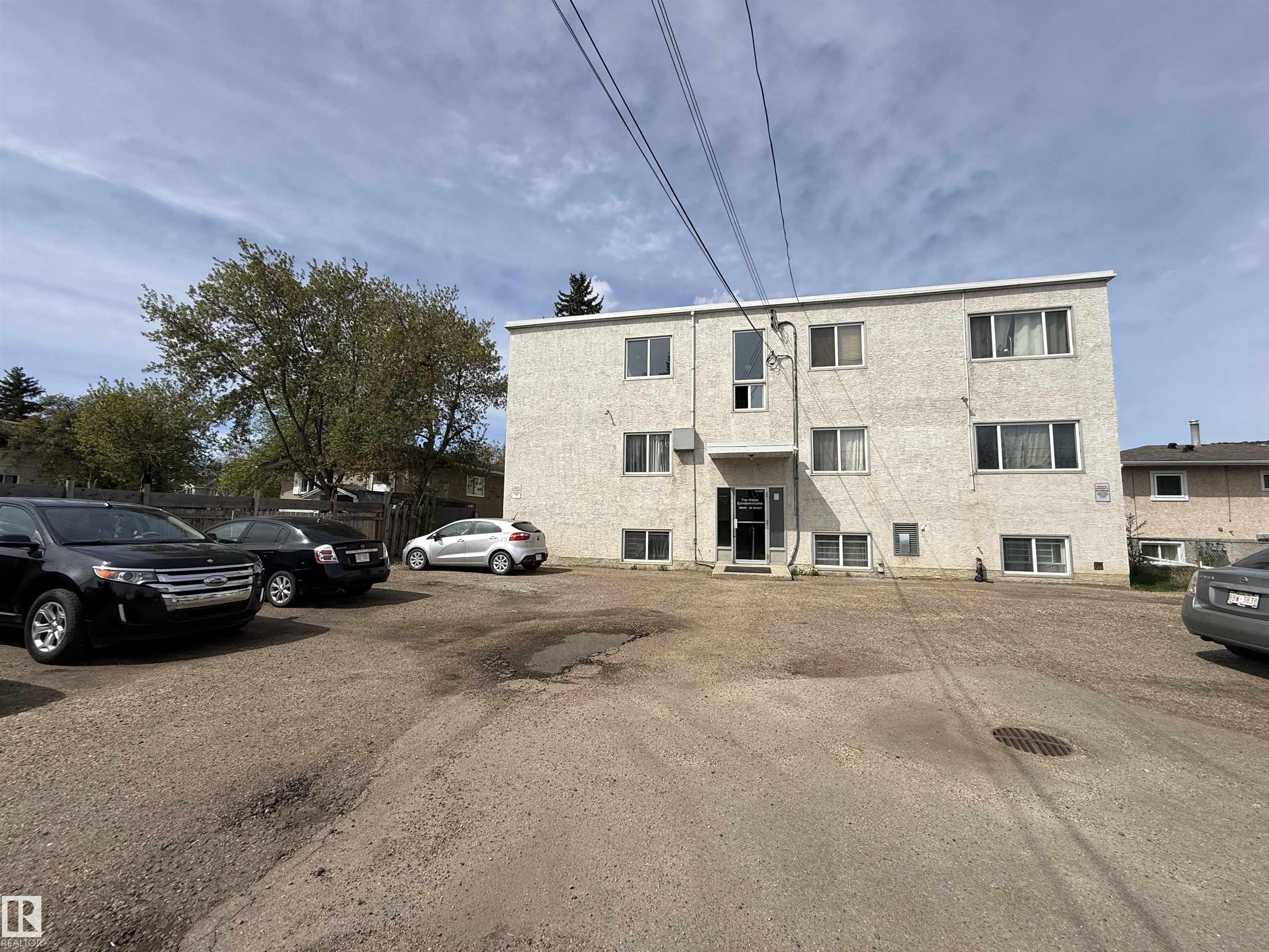 Photo 12 at 102 - 12409 82 Street NW, Elmwood Park, Edmonton