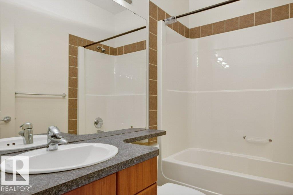https://zimg.paragon.ice.com/ParagonImages/Property/PM/RAE/225401271/18/0/0/ba9575a34baff565aa682e518327b5ac/1/ad027bc955204cb1607ce53568df3a35/225401271-86d6e4ca-33bb-4b6a-8a00-b0756e3cfc5a.JPG