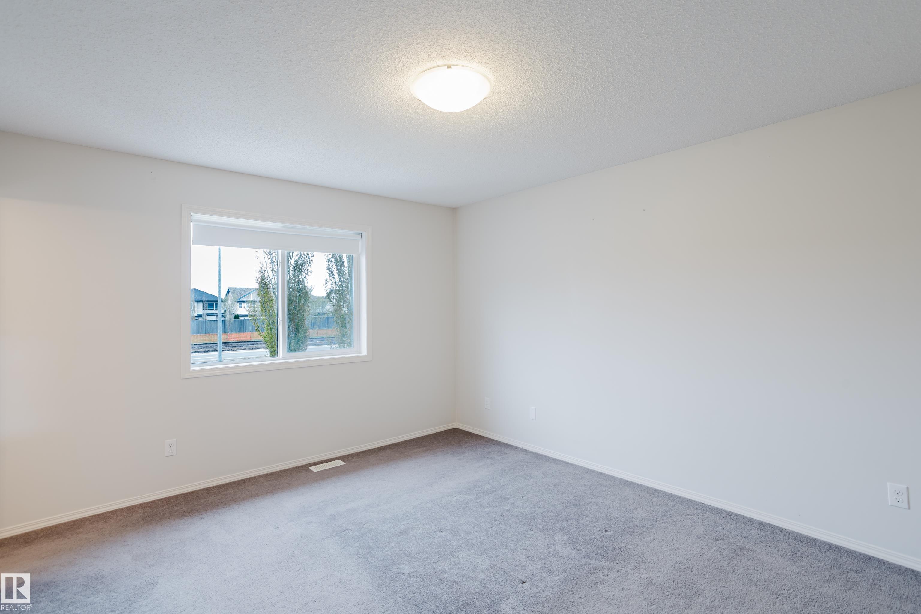 https://zimg.paragon.ice.com/ParagonImages/Property/PM/RAE/225401281/29/0/0/cae6f7e05e8c0270eef151c72c11e958/1/9529adc73eacf98ed72578aee0809746/225401281-ede63229-236a-420b-b1af-68acdf563fb6.JPG