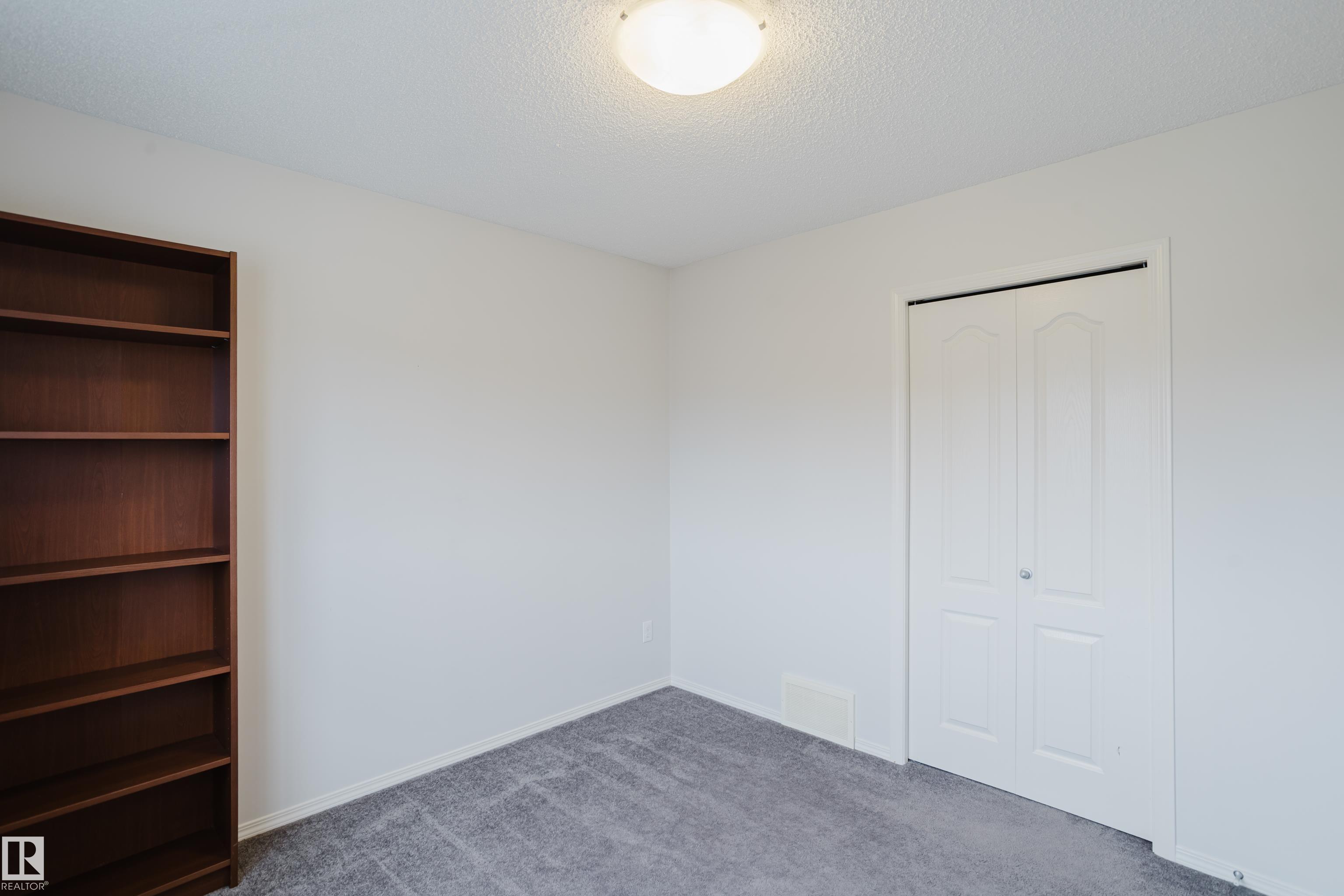 https://zimg.paragon.ice.com/ParagonImages/Property/PM/RAE/225401281/42/0/0/6b46221fe134c0435bb0937235cadc0e/1/9529adc73eacf98ed72578aee0809746/225401281-f38e3c0a-77d9-45c3-9329-57fdb49a21d7.JPG