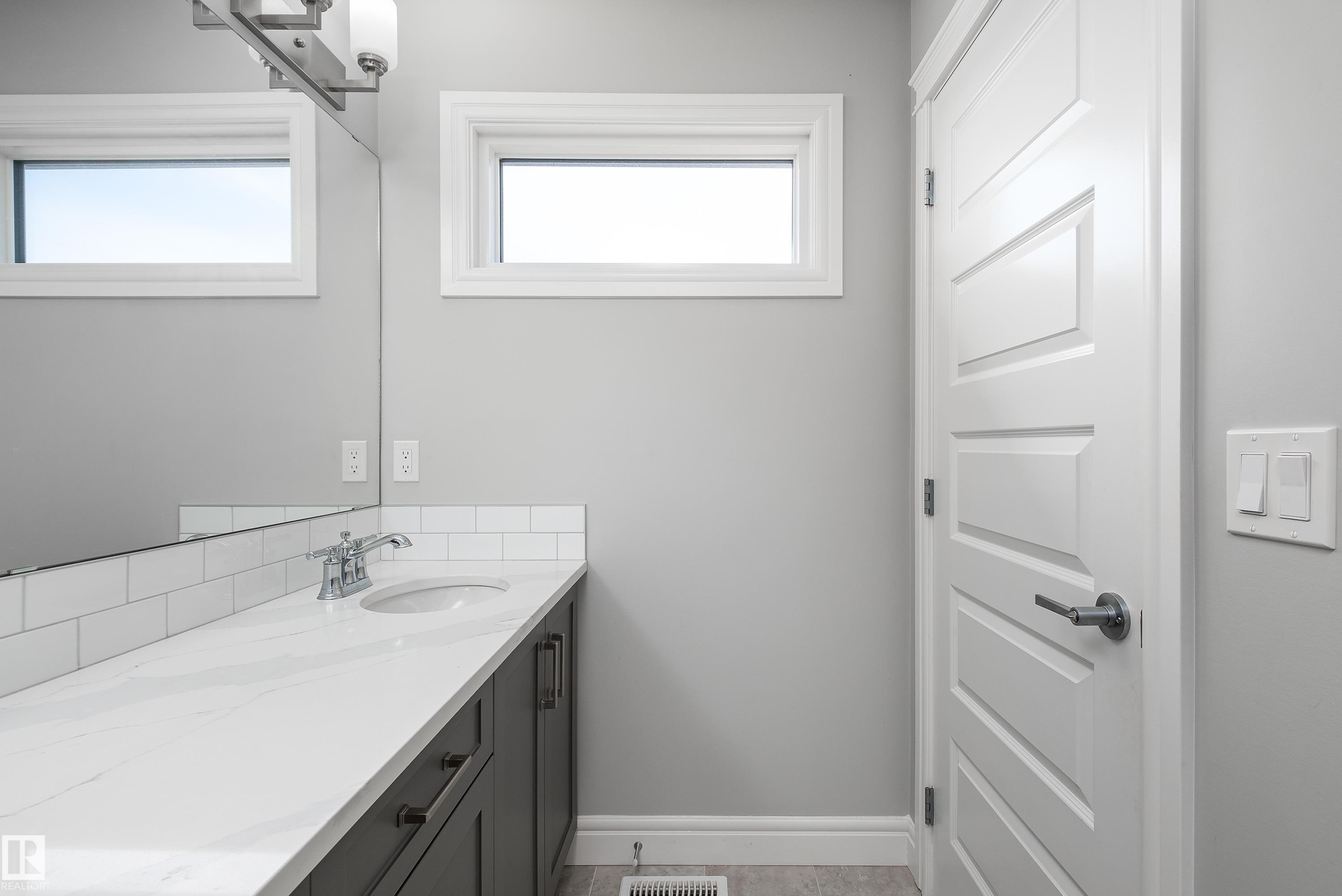 https://zimg.paragon.ice.com/ParagonImages/Property/PM/RAE/225401282/19/0/0/06c6e0b106c42a1196a71d62540aaf10/1/a6ad61b51a0065d0bf6498f046080c13/225401282-71d97d32-d30e-4f0a-9401-5e590b4eab1f.JPG