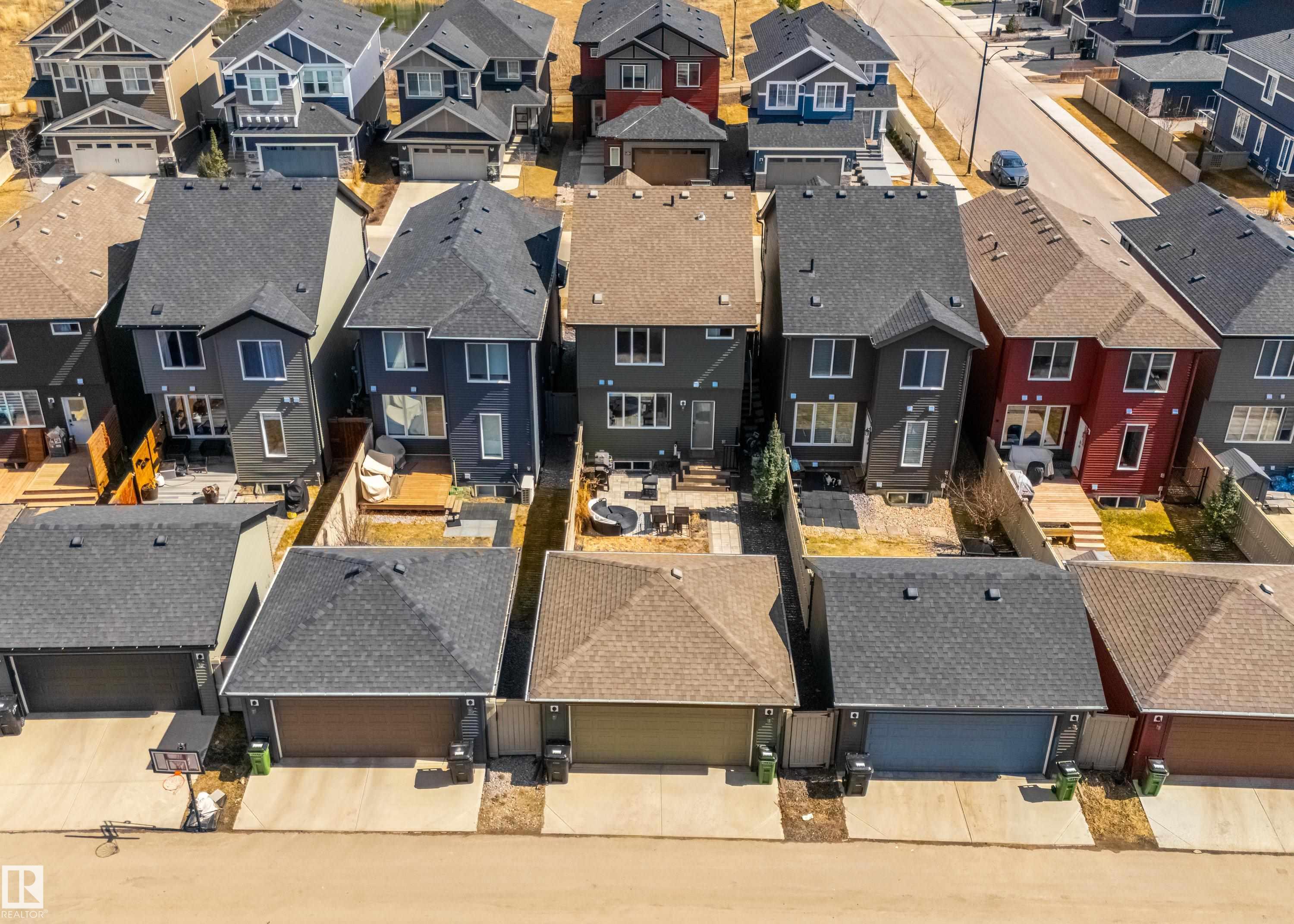 https://zimg.paragon.ice.com/ParagonImages/Property/PM/RAE/225401282/39/0/0/ff1e95014fa10e2adb161fe9d58c0eae/1/a6ad61b51a0065d0bf6498f046080c13/225401282-ba8dd373-2511-4a5b-ac84-51c4c63c1229.JPG
