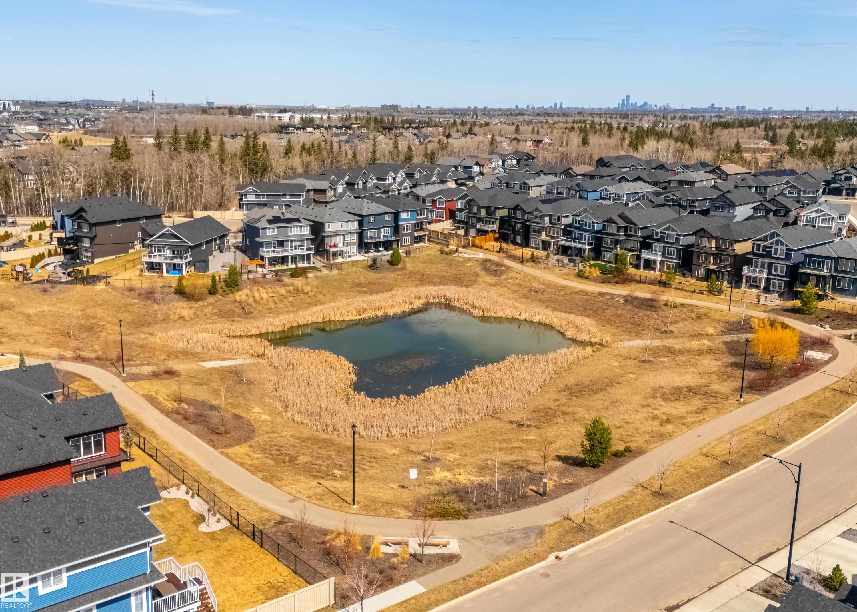 https://zimg.paragon.ice.com/ParagonImages/Property/PM/RAE/225401282/42/0/0/4177fb9d2ed1eec83f34b6cd92dab5e6/1/a6ad61b51a0065d0bf6498f046080c13/225401282-fabf717c-524a-4809-b54b-0df0e3f56be9.JPG